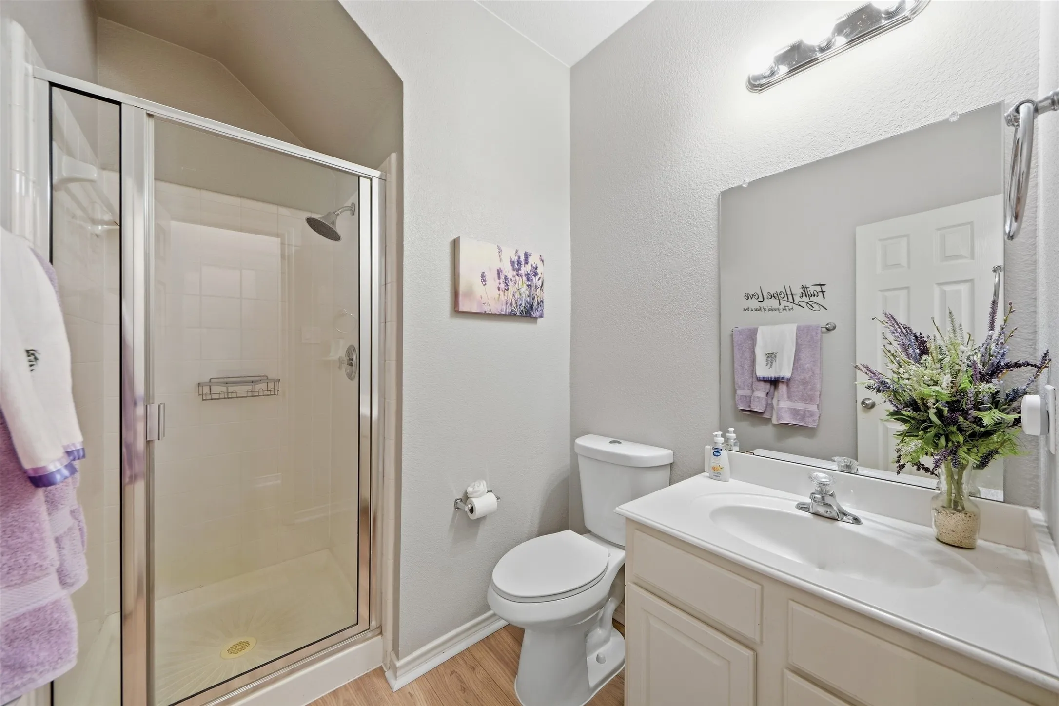 Single Family Residence For Sale in Denton County , 1105 Wisteria Lane, Savannah, Texas 76227, 5 Bedroom, 3 Bathroom, 2 Garage spaces, 3,062 Sqft, built in 2004, mls#21400071, Real Estate Agent in Savannah, Homes For Sale in Denton county, Homes For Sale in Savannah, Realtor in Savannah Texas, Real Estate Brokerage Independent Realty Texas, Luminita Cordes Realtor