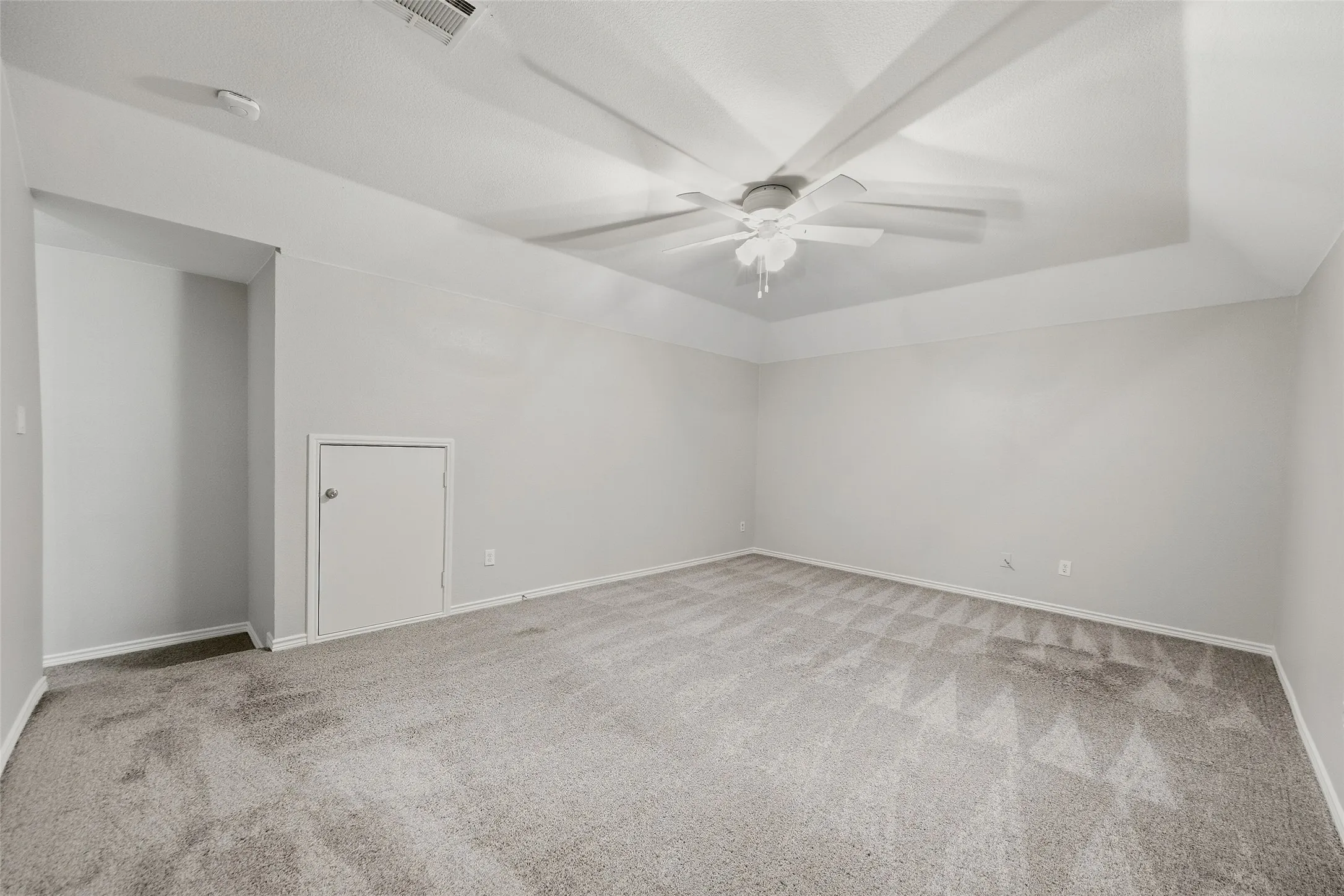 Single Family Residence For Sale in Denton County , 1105 Wisteria Lane, Savannah, Texas 76227, 5 Bedroom, 3 Bathroom, 2 Garage spaces, 3,062 Sqft, built in 2004, mls#21400071, Real Estate Agent in Savannah, Homes For Sale in Denton county, Homes For Sale in Savannah, Realtor in Savannah Texas, Real Estate Brokerage Independent Realty Texas, Luminita Cordes Realtor
