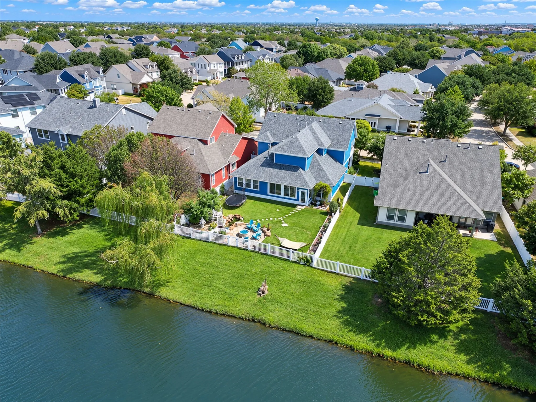 Single Family Residence For Sale in Denton County , 1105 Wisteria Lane, Savannah, Texas 76227, 5 Bedroom, 3 Bathroom, 2 Garage spaces, 3,062 Sqft, built in 2004, mls#21400071, Real Estate Agent in Savannah, Homes For Sale in Denton county, Homes For Sale in Savannah, Realtor in Savannah Texas, Real Estate Brokerage Independent Realty Texas, Luminita Cordes Realtor