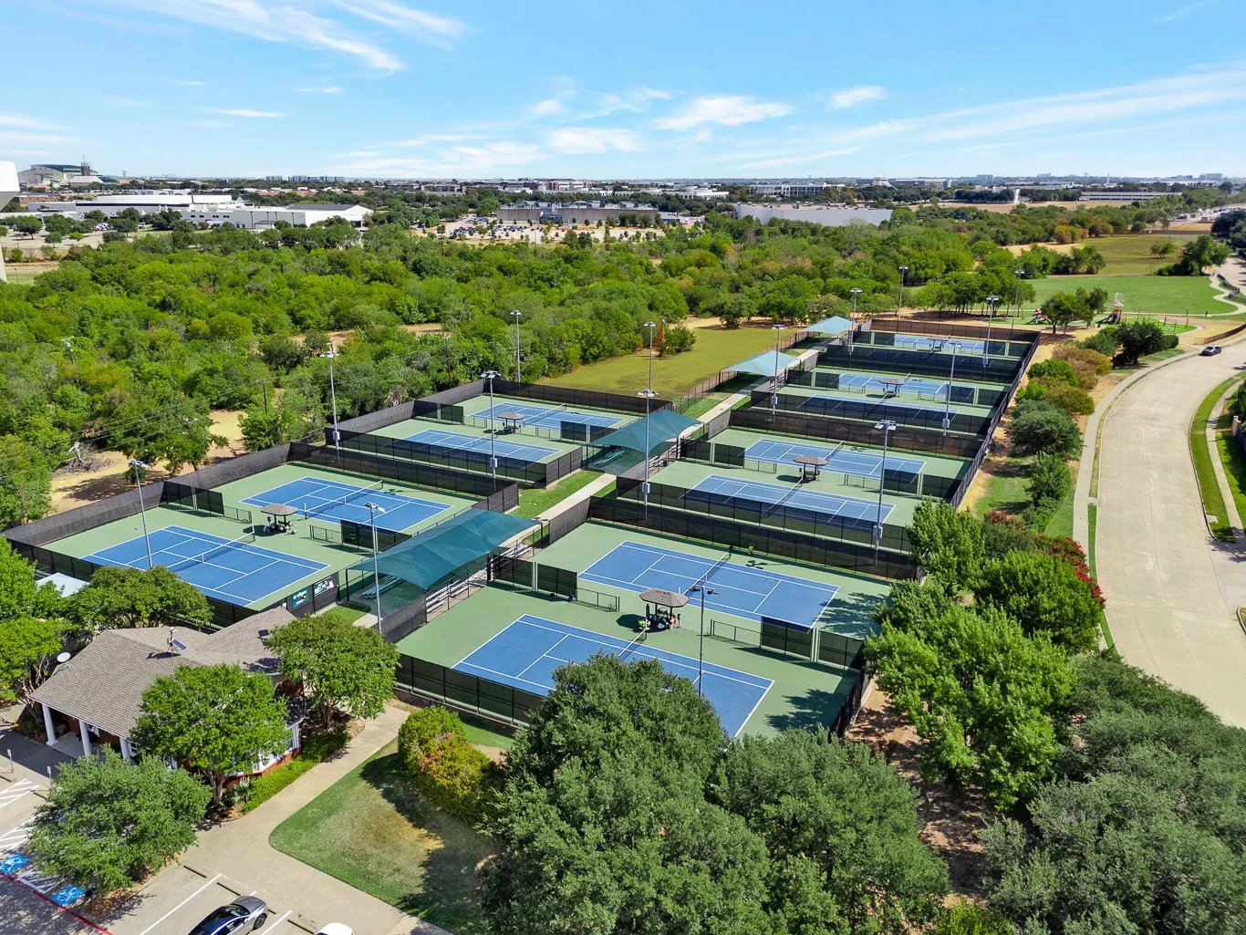 Nearby Oak Creek Tennis Center