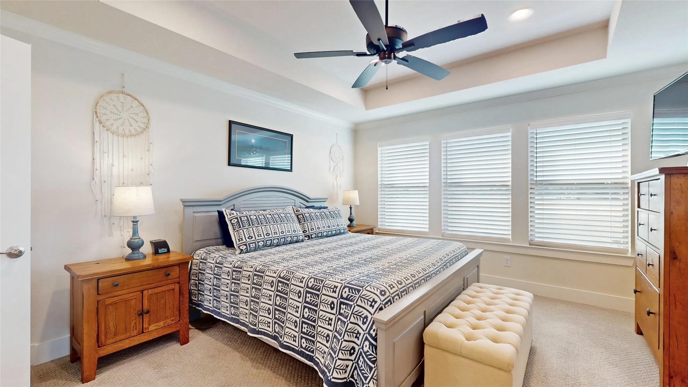 Single Family Residence For Sale in Grayson County , 387 Desert Mountain Drive, Gordonville, Texas 76245, 3 Bedroom, 4 Bathroom, 2 Garage spaces, 2,610 Sqft, built in 2023, mls#21399767, Real Estate Agent in Gordonville, Homes For Sale in Grayson county, Homes For Sale in Gordonville, Realtor in Gordonville Texas, Real Estate Brokerage Independent Realty Texas, Luminita Cordes Realtor