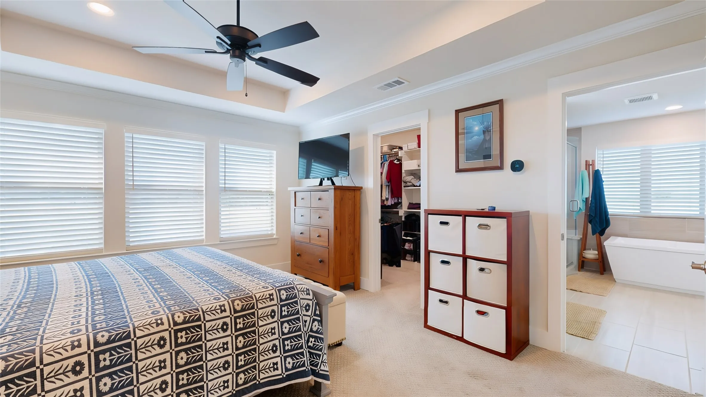 Single Family Residence For Sale in Grayson County , 387 Desert Mountain Drive, Gordonville, Texas 76245, 3 Bedroom, 4 Bathroom, 2 Garage spaces, 2,610 Sqft, built in 2023, mls#21399767, Real Estate Agent in Gordonville, Homes For Sale in Grayson county, Homes For Sale in Gordonville, Realtor in Gordonville Texas, Real Estate Brokerage Independent Realty Texas, Luminita Cordes Realtor