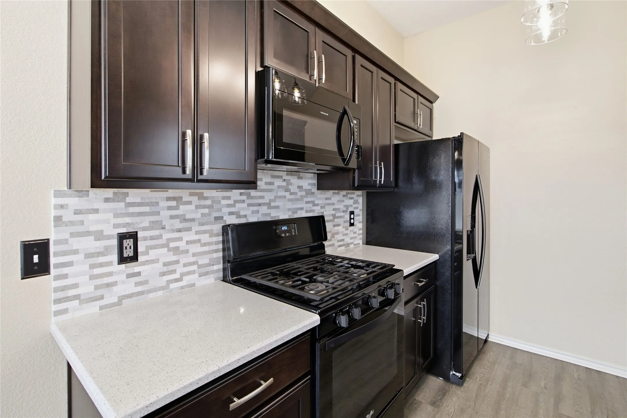 Single Family Residence For Sale in Dallas County , 814 Rawlins Drive, Lancaster, Texas 75146, 3 Bedroom, 2 Bathroom, 2 Garage spaces, 1,344 Sqft, built in 1991, mls#21400238, Real Estate Agent in Lancaster, Homes For Sale in Dallas county, Homes For Sale in Lancaster, Realtor in Lancaster Texas, Real Estate Brokerage Independent Realty Texas, Luminita Cordes Realtor