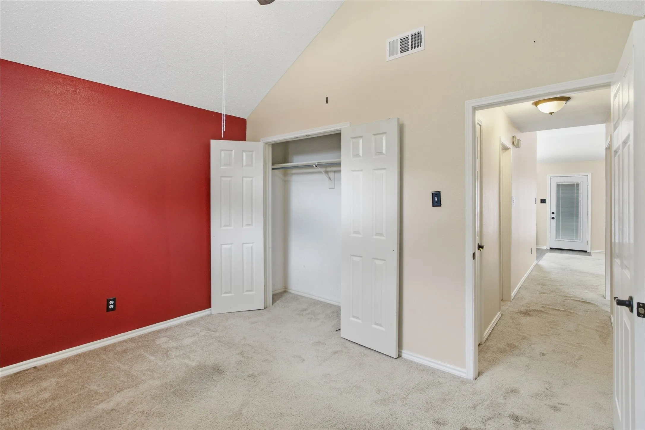 Single Family Residence For Sale in Dallas County , 814 Rawlins Drive, Lancaster, Texas 75146, 3 Bedroom, 2 Bathroom, 2 Garage spaces, 1,344 Sqft, built in 1991, mls#21400238, Real Estate Agent in Lancaster, Homes For Sale in Dallas county, Homes For Sale in Lancaster, Realtor in Lancaster Texas, Real Estate Brokerage Independent Realty Texas, Luminita Cordes Realtor