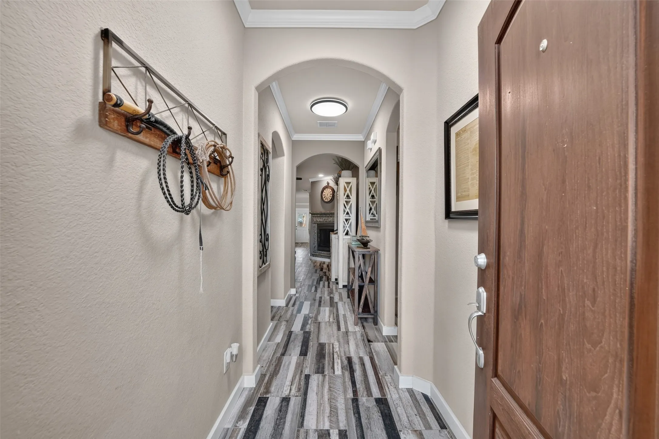 Single Family Residence For Sale in Kaufman County , 4108 Rain Lilly, Forney, Texas 75126, 4 Bedroom, 2 Bathroom, 2 Garage spaces, 1,577 Sqft, built in 2017, mls#21400458, Real Estate Agent in Forney, Homes For Sale in Kaufman county, Homes For Sale in Forney, Realtor in Forney Texas, Real Estate Brokerage Independent Realty Texas, Luminita Cordes Realtor