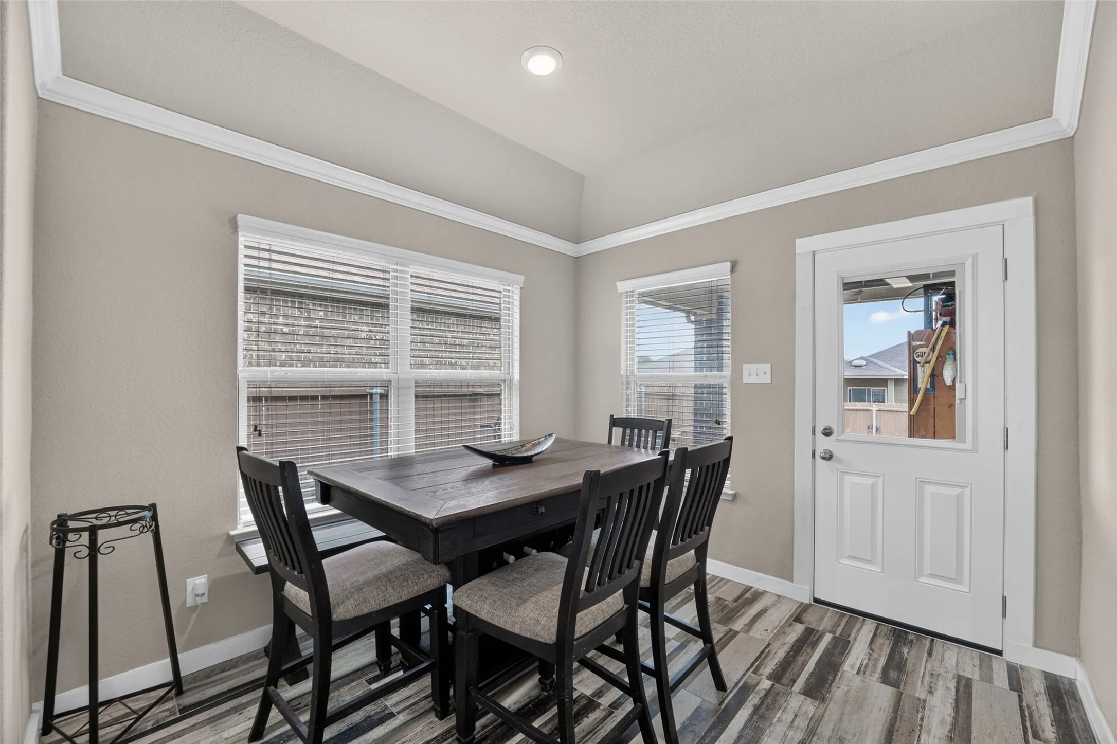 Single Family Residence For Sale in Kaufman County , 4108 Rain Lilly, Forney, Texas 75126, 4 Bedroom, 2 Bathroom, 2 Garage spaces, 1,577 Sqft, built in 2017, mls#21400458, Real Estate Agent in Forney, Homes For Sale in Kaufman county, Homes For Sale in Forney, Realtor in Forney Texas, Real Estate Brokerage Independent Realty Texas, Luminita Cordes Realtor