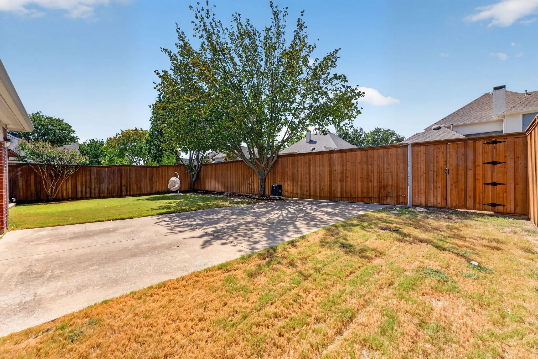 Single Family Residence For Sale in Collin County , 4412 Greenfield Drive, Richardson, Texas 75082, 4 Bedroom, 3 Bathroom, 2 Garage spaces, 3,199 Sqft, built in 2001, mls#21397637, Real Estate Agent in Richardson, Homes For Sale in Collin county, Homes For Sale in Richardson, Realtor in Richardson Texas, Real Estate Brokerage Independent Realty Texas, Luminita Cordes Realtor