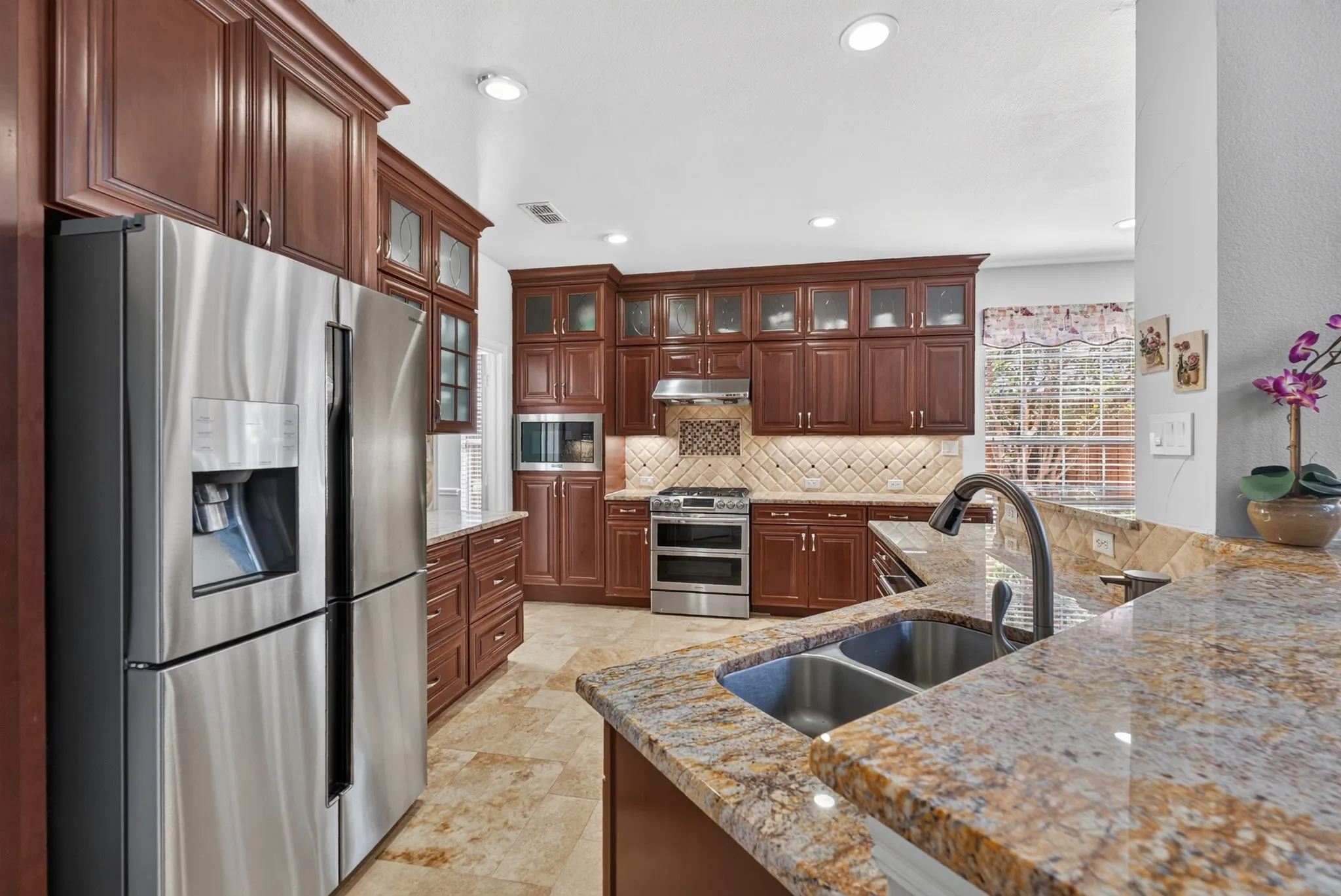 Single Family Residence For Sale in Collin County , 4412 Greenfield Drive, Richardson, Texas 75082, 4 Bedroom, 3 Bathroom, 2 Garage spaces, 3,199 Sqft, built in 2001, mls#21397637, Real Estate Agent in Richardson, Homes For Sale in Collin county, Homes For Sale in Richardson, Realtor in Richardson Texas, Real Estate Brokerage Independent Realty Texas, Luminita Cordes Realtor