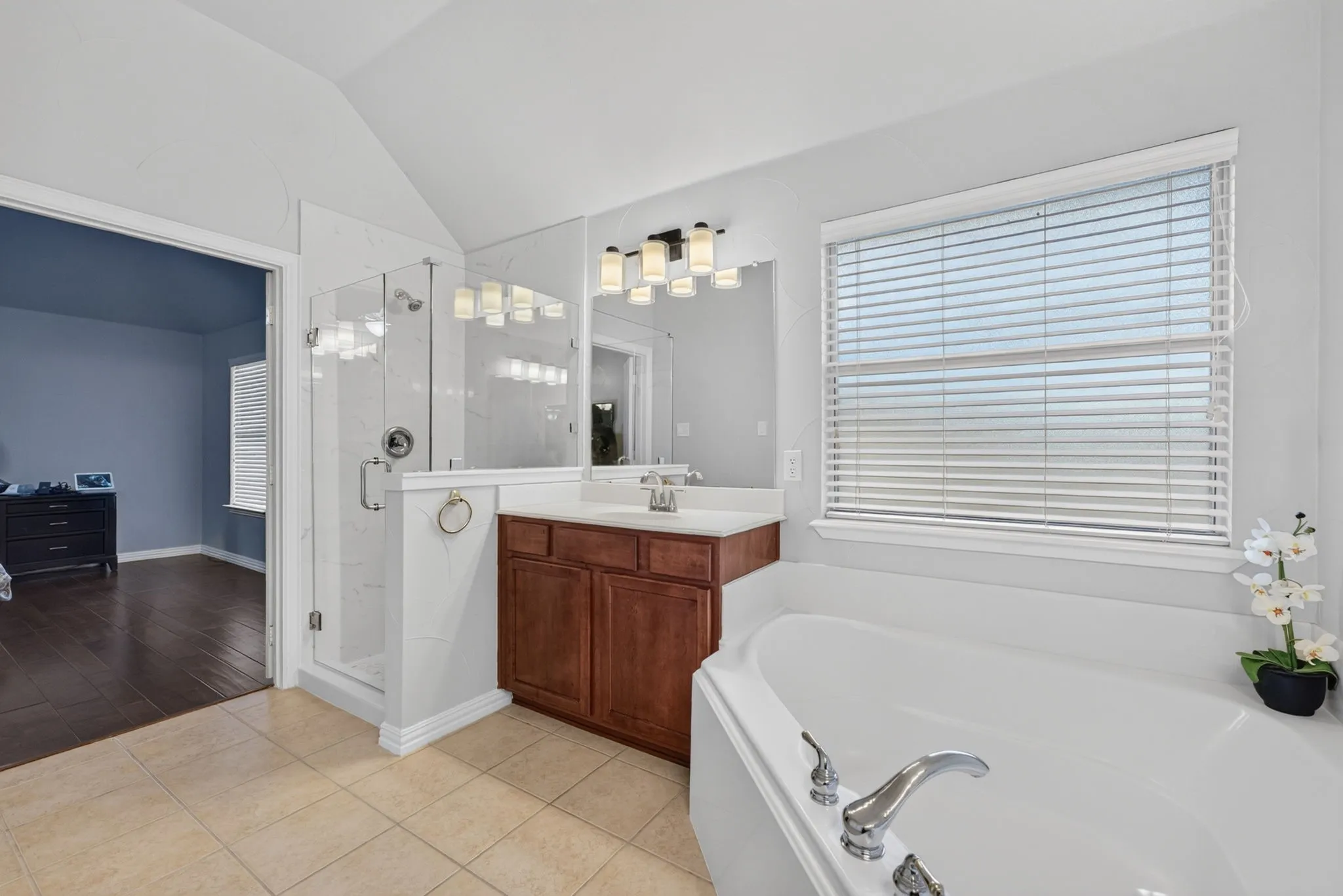 Single Family Residence For Sale in Collin County , 4412 Greenfield Drive, Richardson, Texas 75082, 4 Bedroom, 3 Bathroom, 2 Garage spaces, 3,199 Sqft, built in 2001, mls#21397637, Real Estate Agent in Richardson, Homes For Sale in Collin county, Homes For Sale in Richardson, Realtor in Richardson Texas, Real Estate Brokerage Independent Realty Texas, Luminita Cordes Realtor