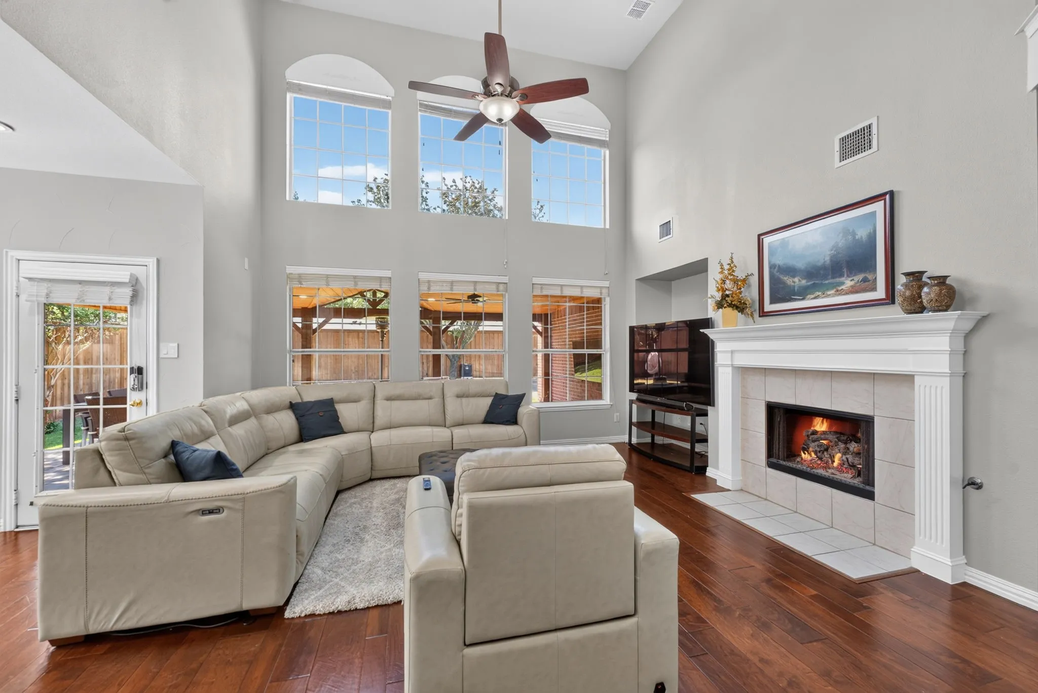 Single Family Residence For Sale in Collin County , 4412 Greenfield Drive, Richardson, Texas 75082, 4 Bedroom, 3 Bathroom, 2 Garage spaces, 3,199 Sqft, built in 2001, mls#21397637, Real Estate Agent in Richardson, Homes For Sale in Collin county, Homes For Sale in Richardson, Realtor in Richardson Texas, Real Estate Brokerage Independent Realty Texas, Luminita Cordes Realtor