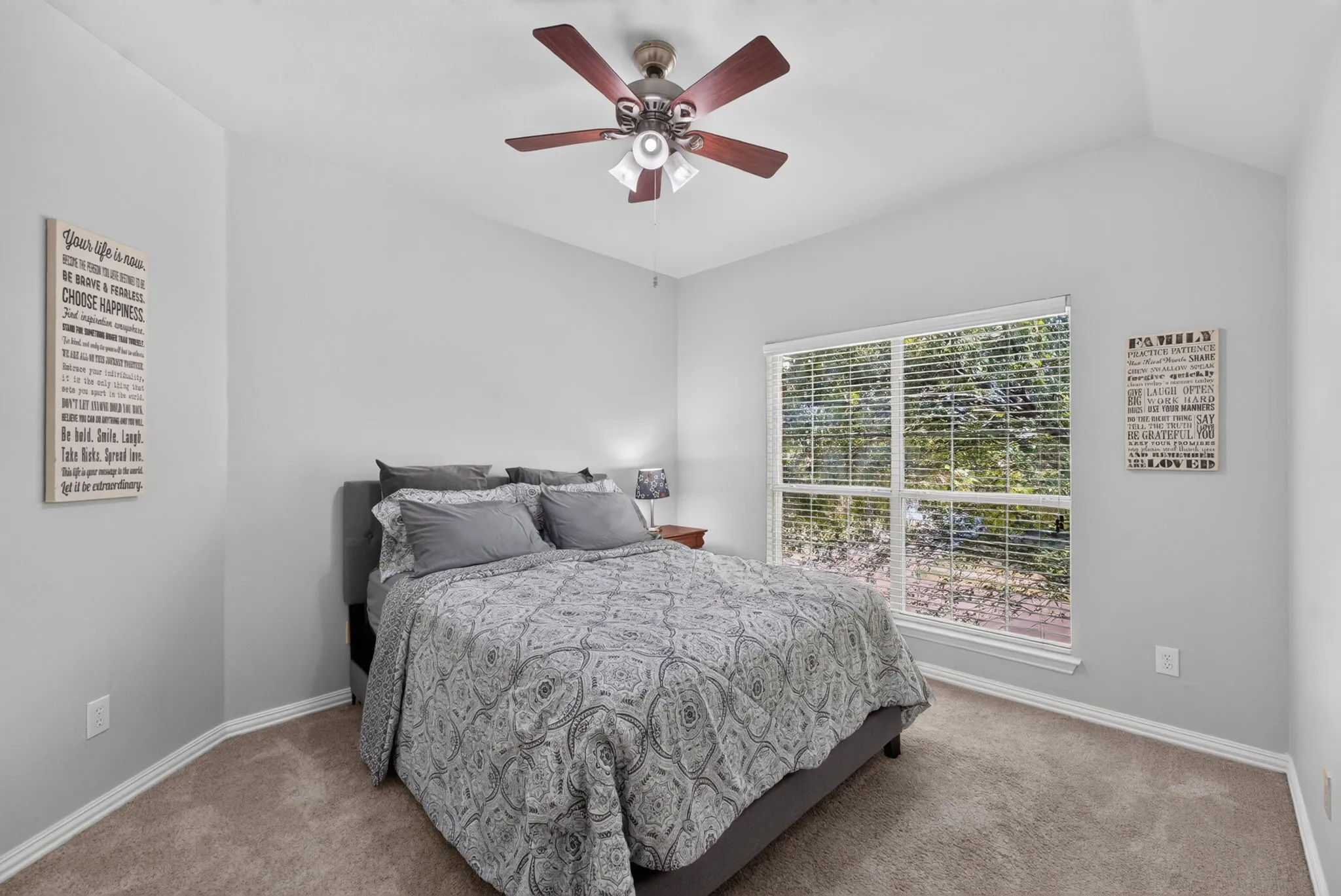 Single Family Residence For Sale in Collin County , 4412 Greenfield Drive, Richardson, Texas 75082, 4 Bedroom, 3 Bathroom, 2 Garage spaces, 3,199 Sqft, built in 2001, mls#21397637, Real Estate Agent in Richardson, Homes For Sale in Collin county, Homes For Sale in Richardson, Realtor in Richardson Texas, Real Estate Brokerage Independent Realty Texas, Luminita Cordes Realtor