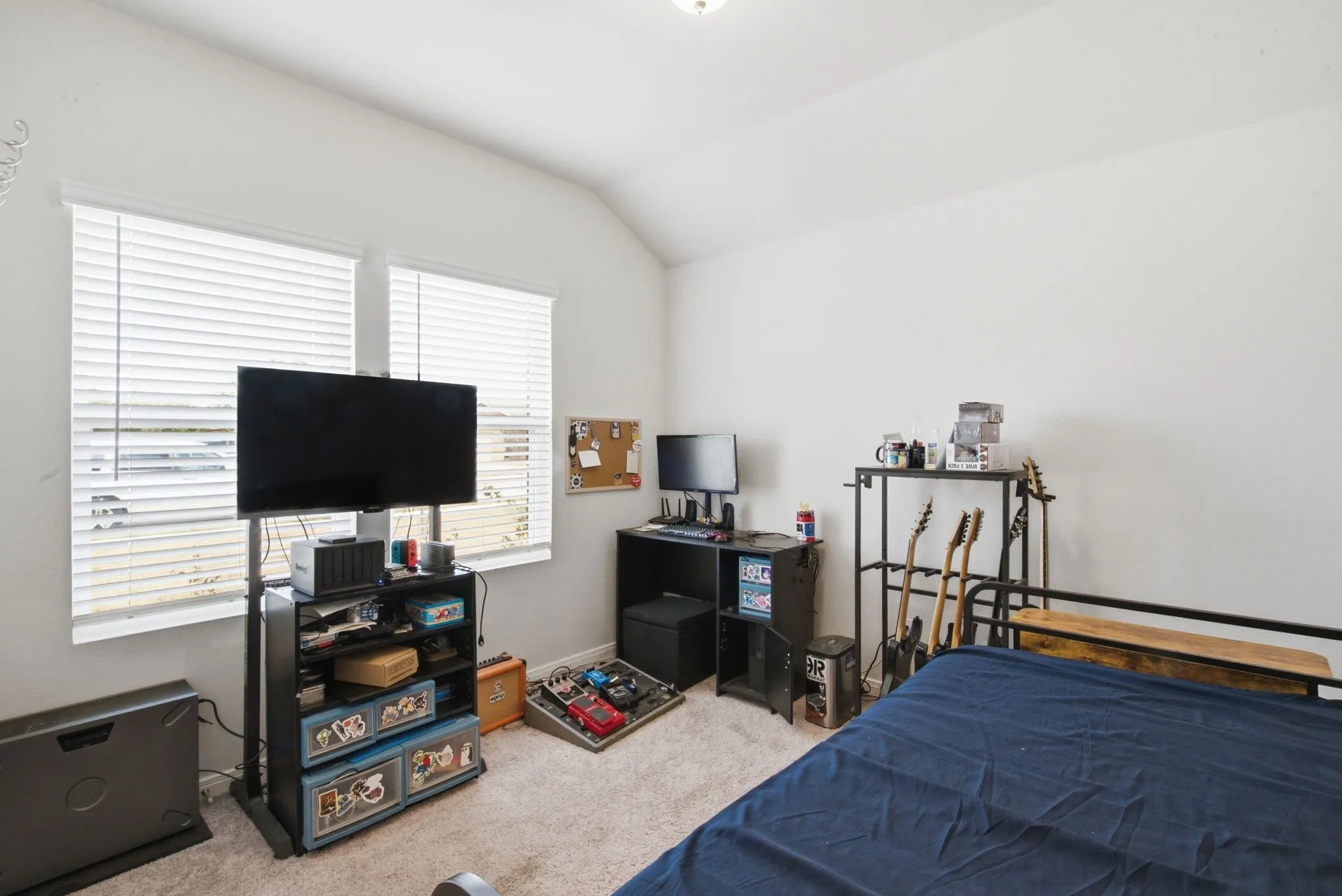 Soft carpeting throughout