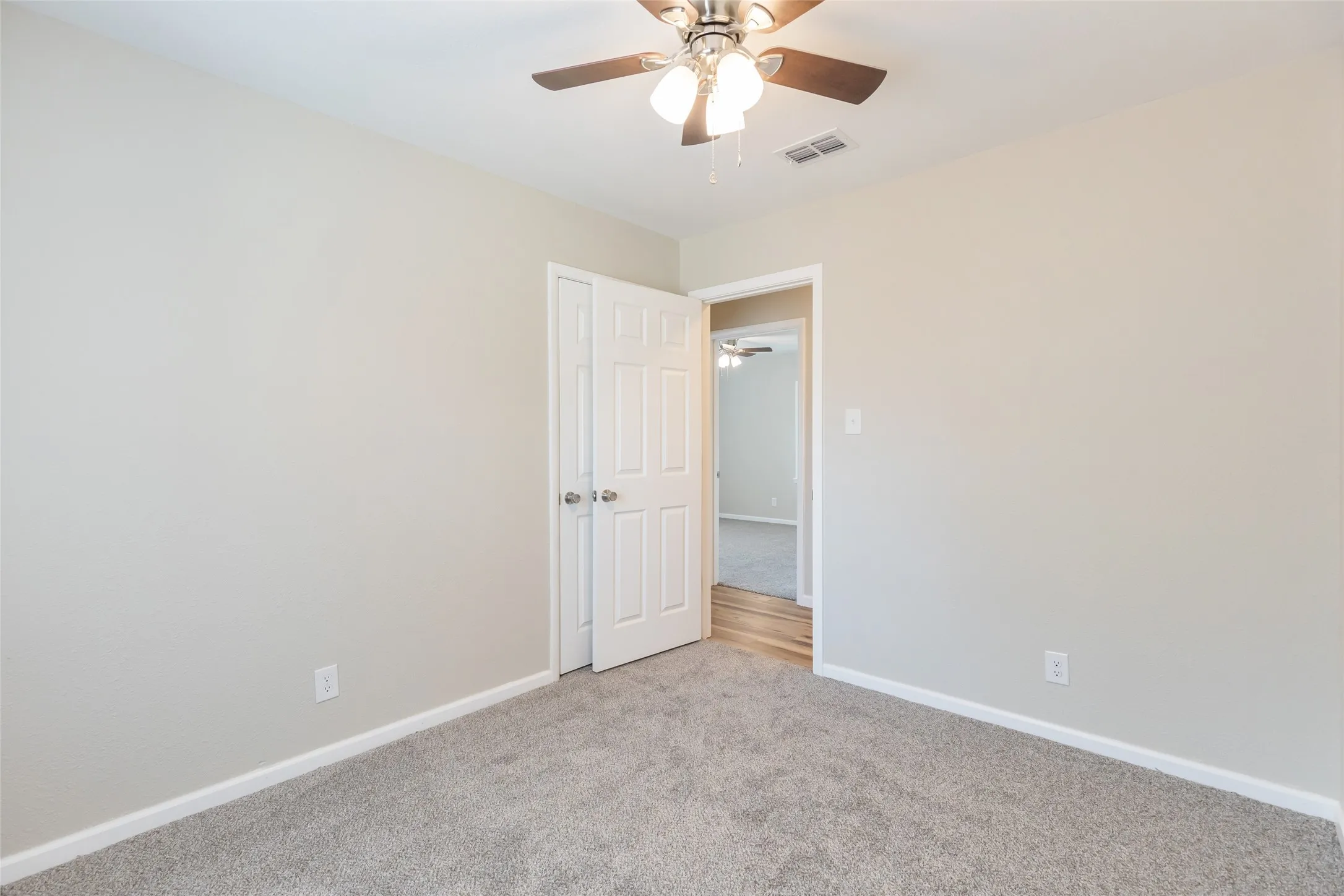 Single Family Residence For Sale in Taylor County , 1201 Westview Drive, Abilene, Texas 79603, 4 Bedroom, 2 Bathroom, Garage spaces, 1,550 Sqft, built in 1956, mls#21399282, Real Estate Agent in Abilene, Homes For Sale in Taylor county, Homes For Sale in Abilene, Realtor in Abilene Texas, Real Estate Brokerage Independent Realty Texas, Luminita Cordes Realtor