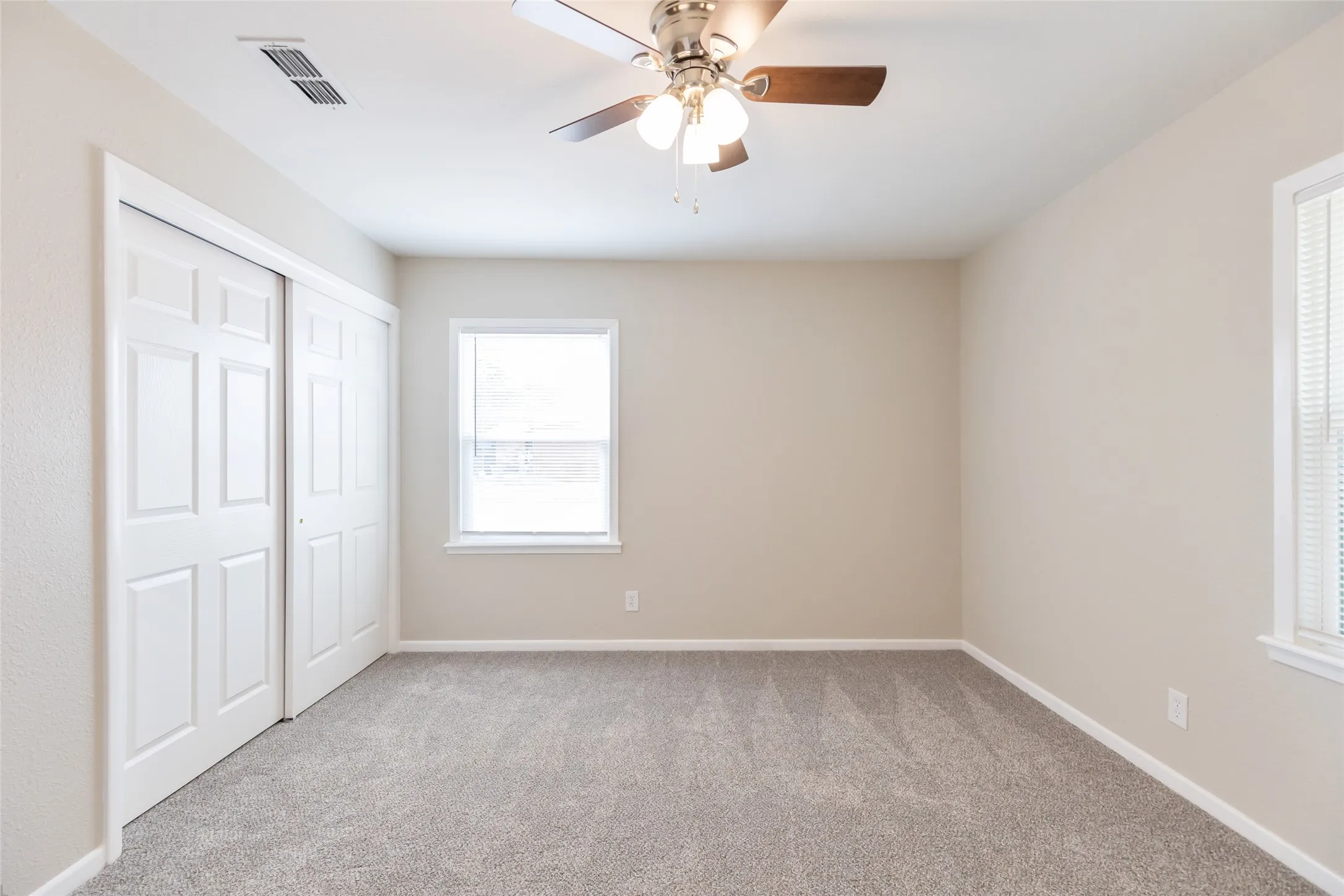 Single Family Residence For Sale in Taylor County , 1201 Westview Drive, Abilene, Texas 79603, 4 Bedroom, 2 Bathroom, Garage spaces, 1,550 Sqft, built in 1956, mls#21399282, Real Estate Agent in Abilene, Homes For Sale in Taylor county, Homes For Sale in Abilene, Realtor in Abilene Texas, Real Estate Brokerage Independent Realty Texas, Luminita Cordes Realtor
