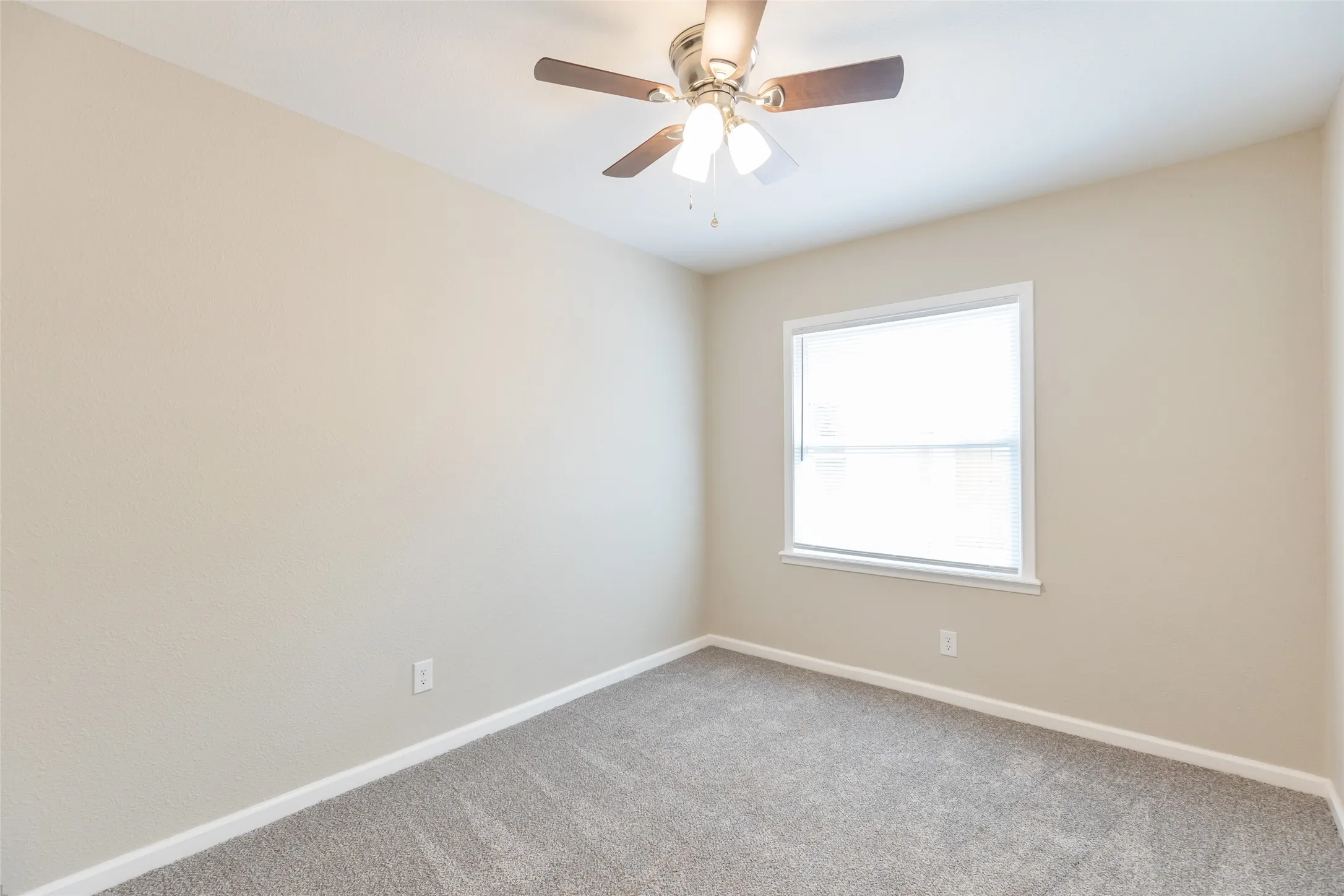 Single Family Residence For Sale in Taylor County , 1201 Westview Drive, Abilene, Texas 79603, 4 Bedroom, 2 Bathroom, Garage spaces, 1,550 Sqft, built in 1956, mls#21399282, Real Estate Agent in Abilene, Homes For Sale in Taylor county, Homes For Sale in Abilene, Realtor in Abilene Texas, Real Estate Brokerage Independent Realty Texas, Luminita Cordes Realtor