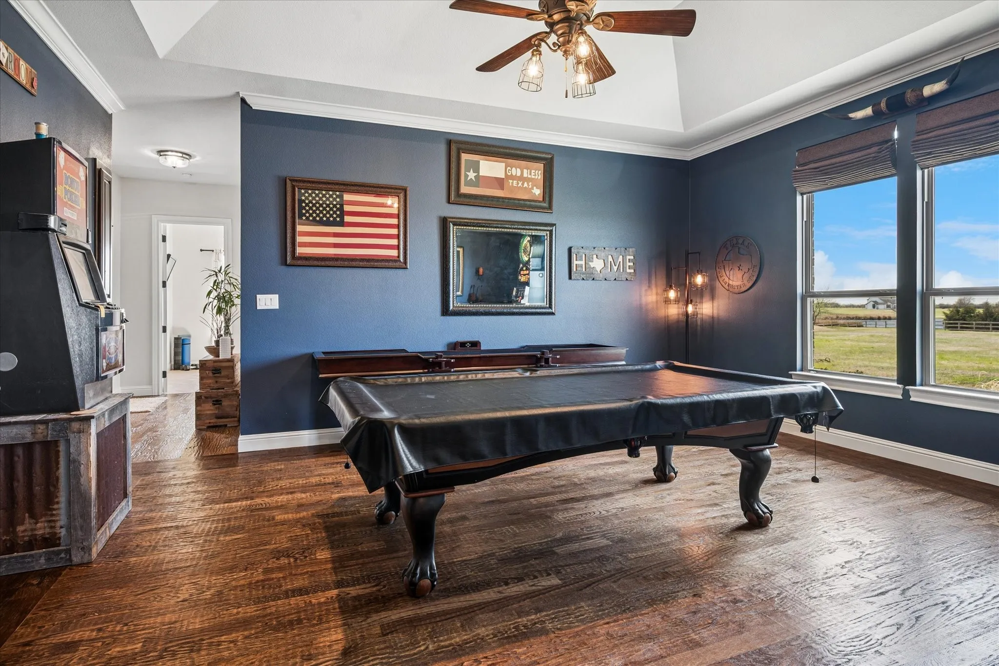 Single Family Residence For Sale in Collin County , 4076 Preston Lakes Circle, Celina, Texas 75009, 4 Bedroom, 4 Bathroom, 3 Garage spaces, 3,622 Sqft, built in 2013, mls#21400466, Real Estate Agent in Celina, Homes For Sale in Collin county, Homes For Sale in Celina, Realtor in Celina Texas, Real Estate Brokerage Independent Realty Texas, Luminita Cordes Realtor