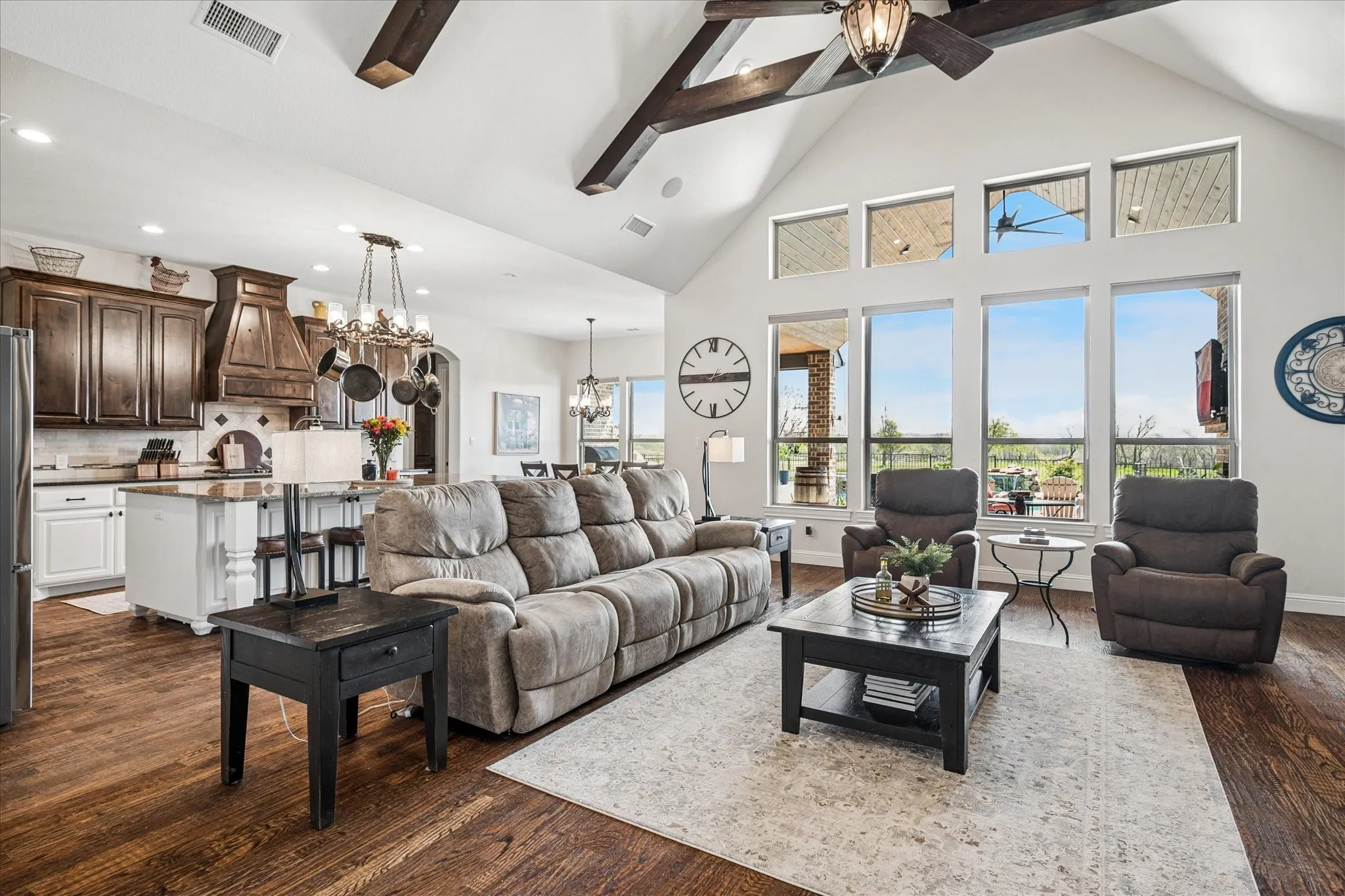 Single Family Residence For Sale in Collin County , 4076 Preston Lakes Circle, Celina, Texas 75009, 4 Bedroom, 4 Bathroom, 3 Garage spaces, 3,622 Sqft, built in 2013, mls#21400466, Real Estate Agent in Celina, Homes For Sale in Collin county, Homes For Sale in Celina, Realtor in Celina Texas, Real Estate Brokerage Independent Realty Texas, Luminita Cordes Realtor