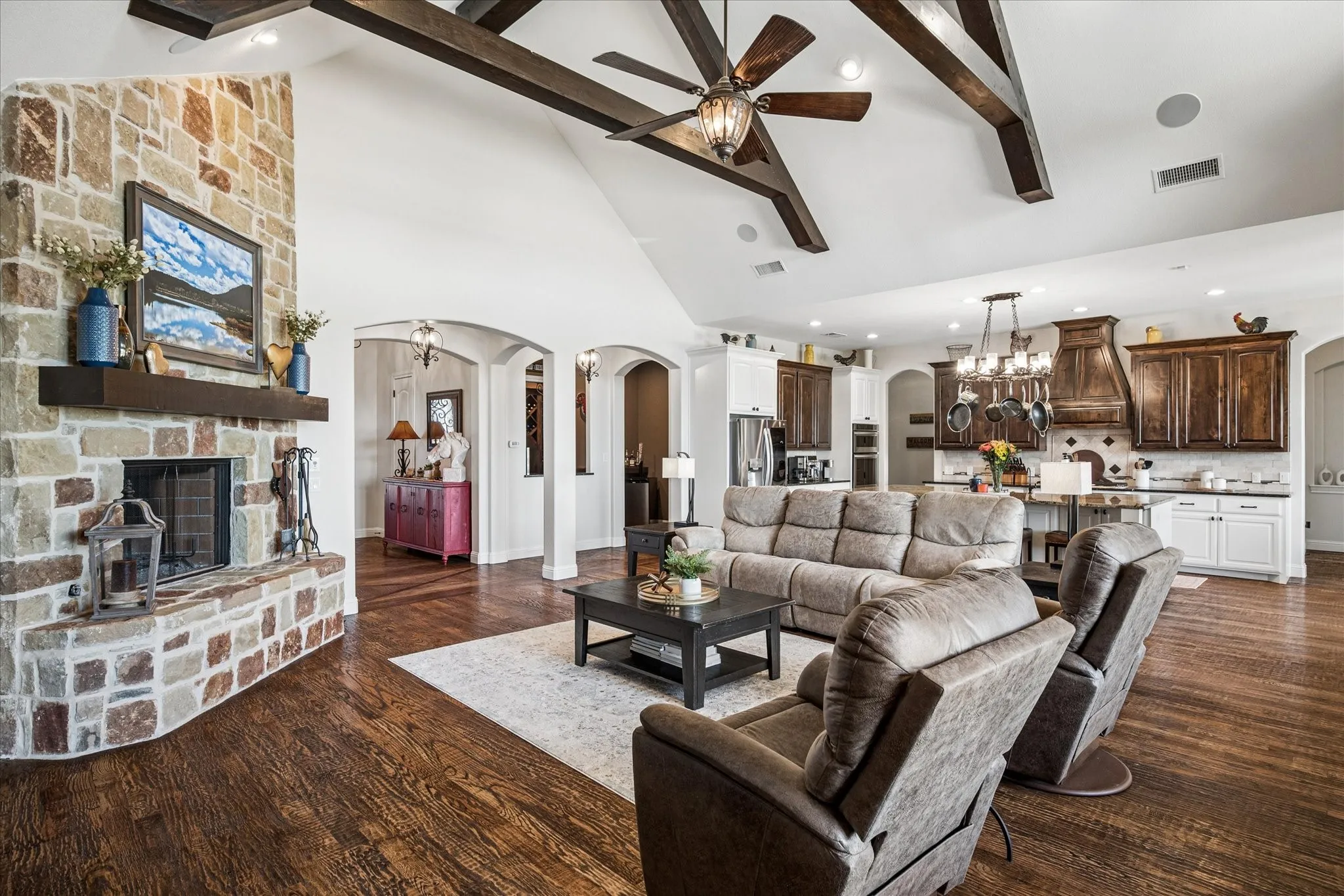 Single Family Residence For Sale in Collin County , 4076 Preston Lakes Circle, Celina, Texas 75009, 4 Bedroom, 4 Bathroom, 3 Garage spaces, 3,622 Sqft, built in 2013, mls#21400466, Real Estate Agent in Celina, Homes For Sale in Collin county, Homes For Sale in Celina, Realtor in Celina Texas, Real Estate Brokerage Independent Realty Texas, Luminita Cordes Realtor