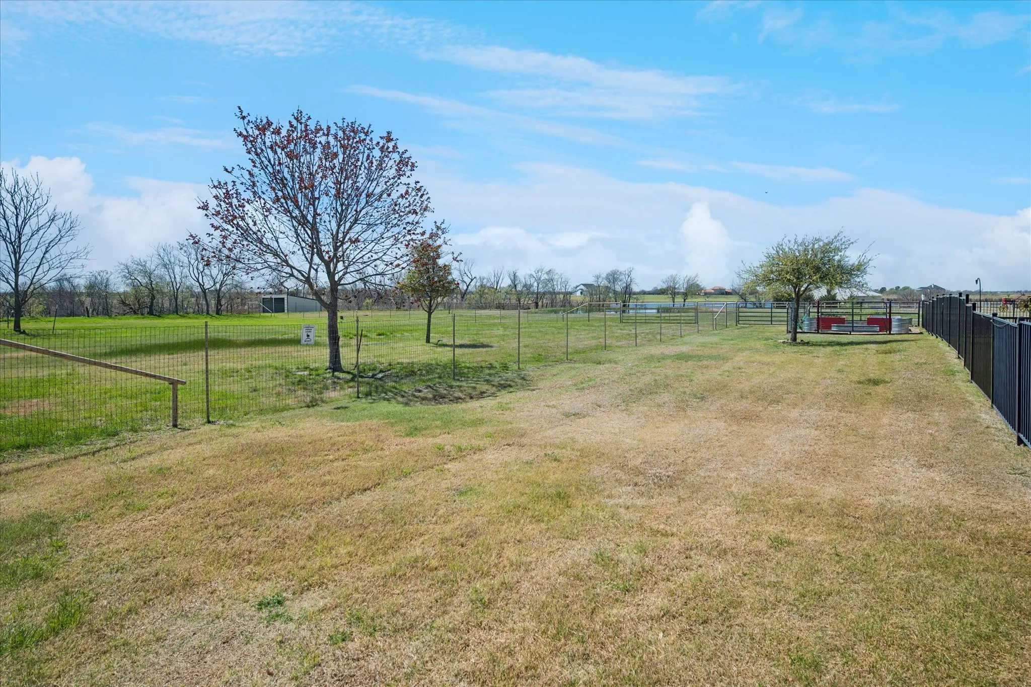 Single Family Residence For Sale in Collin County , 4076 Preston Lakes Circle, Celina, Texas 75009, 4 Bedroom, 4 Bathroom, 3 Garage spaces, 3,622 Sqft, built in 2013, mls#21400466, Real Estate Agent in Celina, Homes For Sale in Collin county, Homes For Sale in Celina, Realtor in Celina Texas, Real Estate Brokerage Independent Realty Texas, Luminita Cordes Realtor
