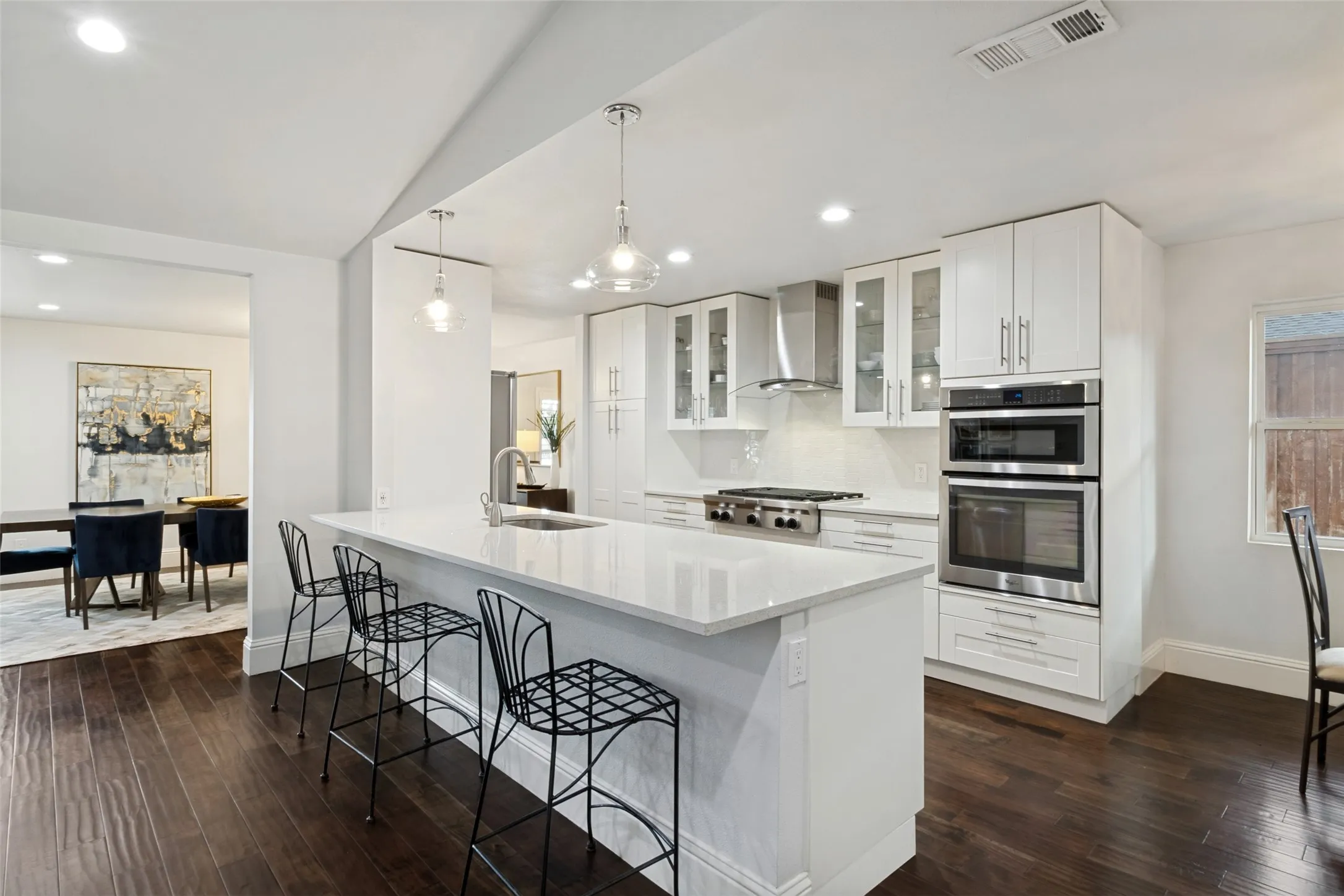 Single Family Residence For Sale in Dallas County , 4739 Harvest Hill Road, Dallas, Texas 75244, 4 Bedroom, 3 Bathroom, 2 Garage spaces, 2,474 Sqft, built in 1967, mls#21400034, Real Estate Agent in Dallas, Homes For Sale in Dallas county, Homes For Sale in Dallas, Realtor in Dallas Texas, Real Estate Brokerage Independent Realty Texas, Luminita Cordes Realtor
