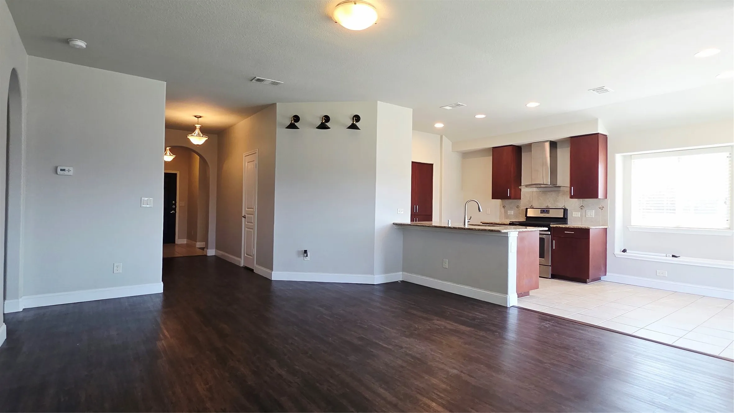 Single Family Residence For Rent in Collin County , 103 Bankhurst Drive, Anna, Texas 75409, 3 Bedroom, 2 Bathroom, 2 Garage spaces, 1,514 Sqft, built in 2017, mls#21400469, Real Estate Agent in Anna, Homes For Rent in Collin county, Homes For Rent in Anna, Realtor in Anna Texas, Real Estate Brokerage Independent Realty Texas, Luminita Cordes Realtor
