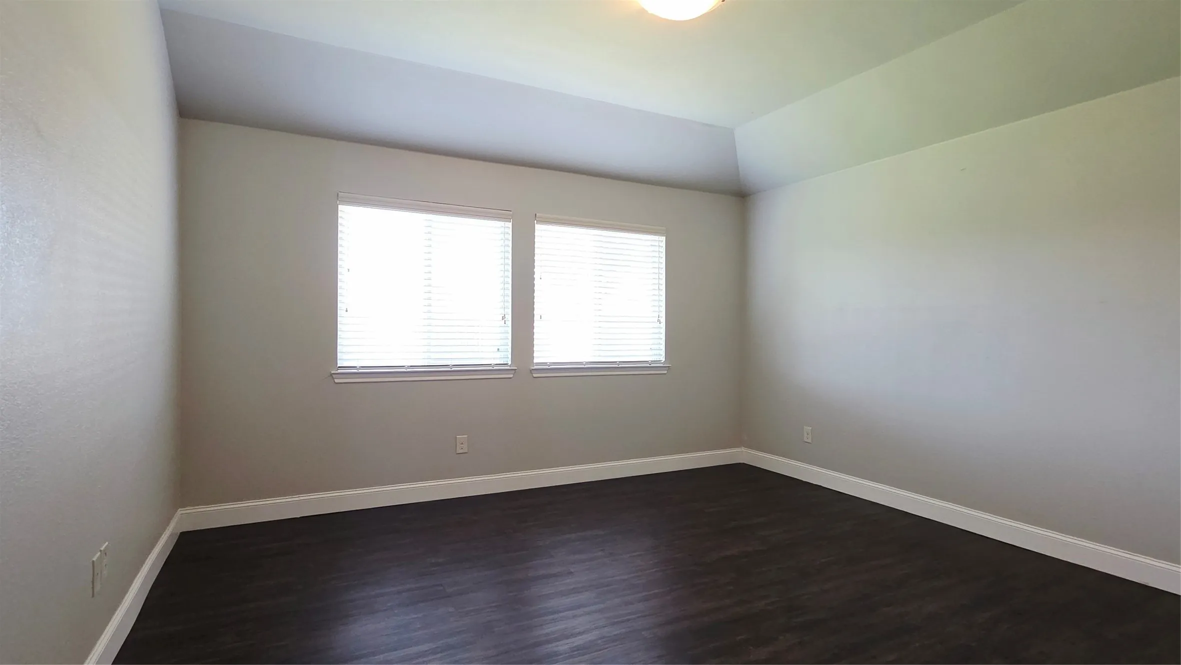 Single Family Residence For Rent in Collin County , 103 Bankhurst Drive, Anna, Texas 75409, 3 Bedroom, 2 Bathroom, 2 Garage spaces, 1,514 Sqft, built in 2017, mls#21400469, Real Estate Agent in Anna, Homes For Rent in Collin county, Homes For Rent in Anna, Realtor in Anna Texas, Real Estate Brokerage Independent Realty Texas, Luminita Cordes Realtor
