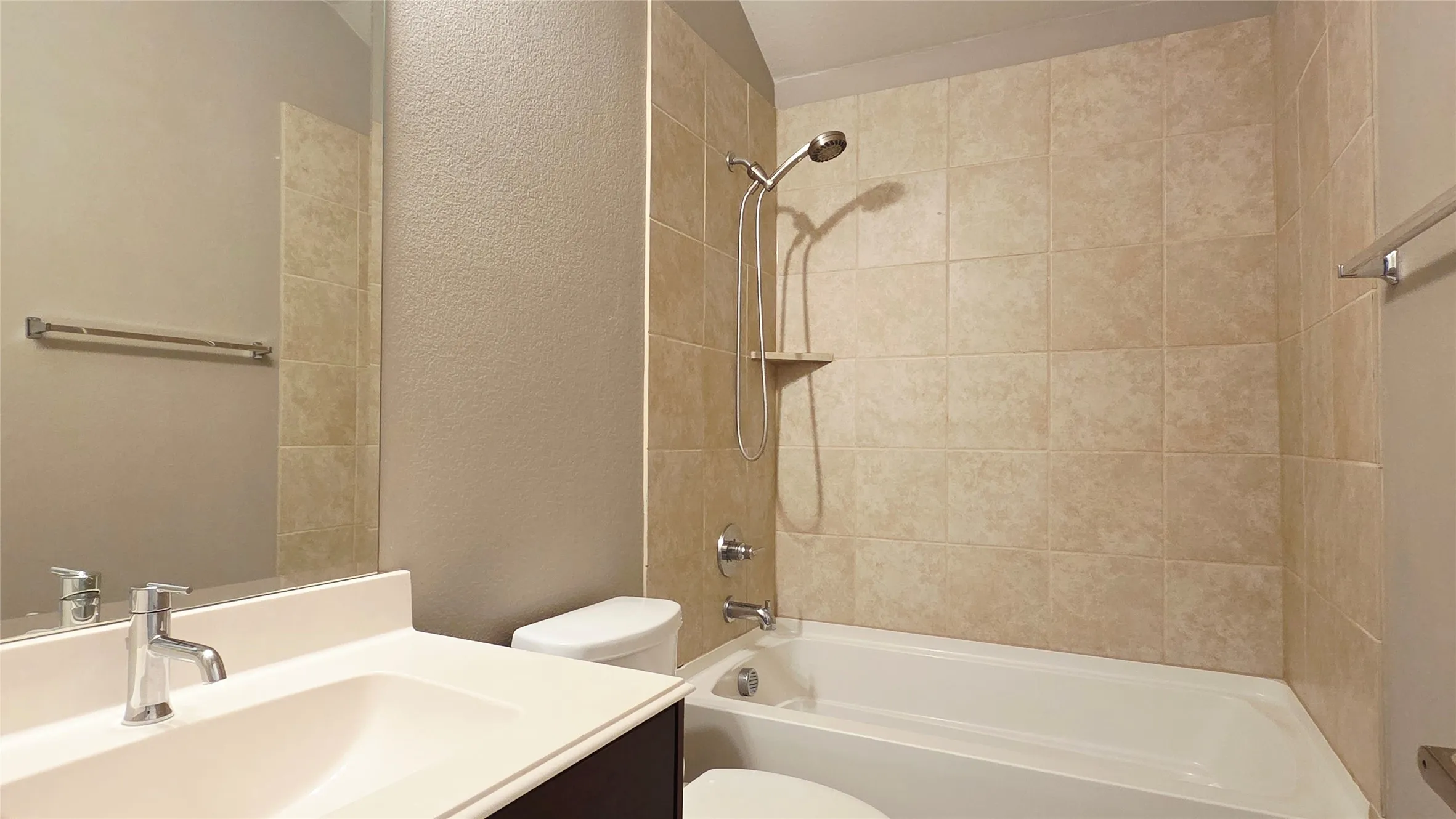 Single Family Residence For Rent in Collin County , 103 Bankhurst Drive, Anna, Texas 75409, 3 Bedroom, 2 Bathroom, 2 Garage spaces, 1,514 Sqft, built in 2017, mls#21400469, Real Estate Agent in Anna, Homes For Rent in Collin county, Homes For Rent in Anna, Realtor in Anna Texas, Real Estate Brokerage Independent Realty Texas, Luminita Cordes Realtor