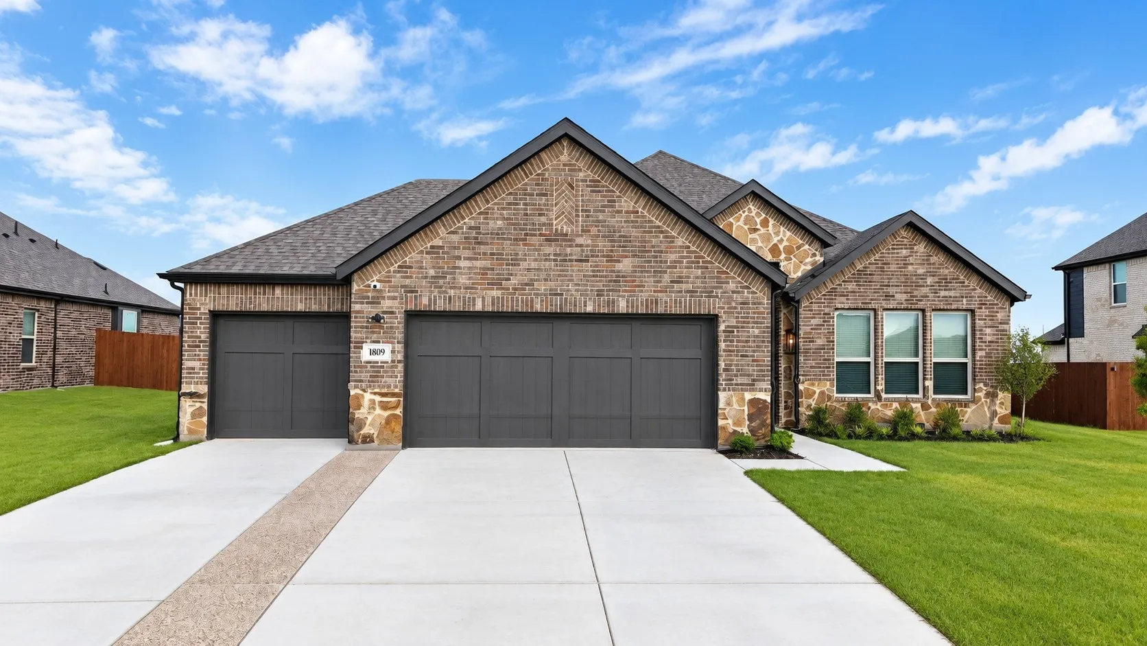 Single Family Residence For Sale in Ellis County , 1809 Hidden Creek Drive, Midlothian, Texas 76065, 4 Bedroom, 3 Bathroom, 3 Garage spaces, 2,498 Sqft, built in 2025, mls#21400046, Real Estate Agent in Midlothian, Homes For Sale in Ellis county, Homes For Sale in Midlothian, Realtor in Midlothian Texas, Real Estate Brokerage Independent Realty Texas, Luminita Cordes Realtor