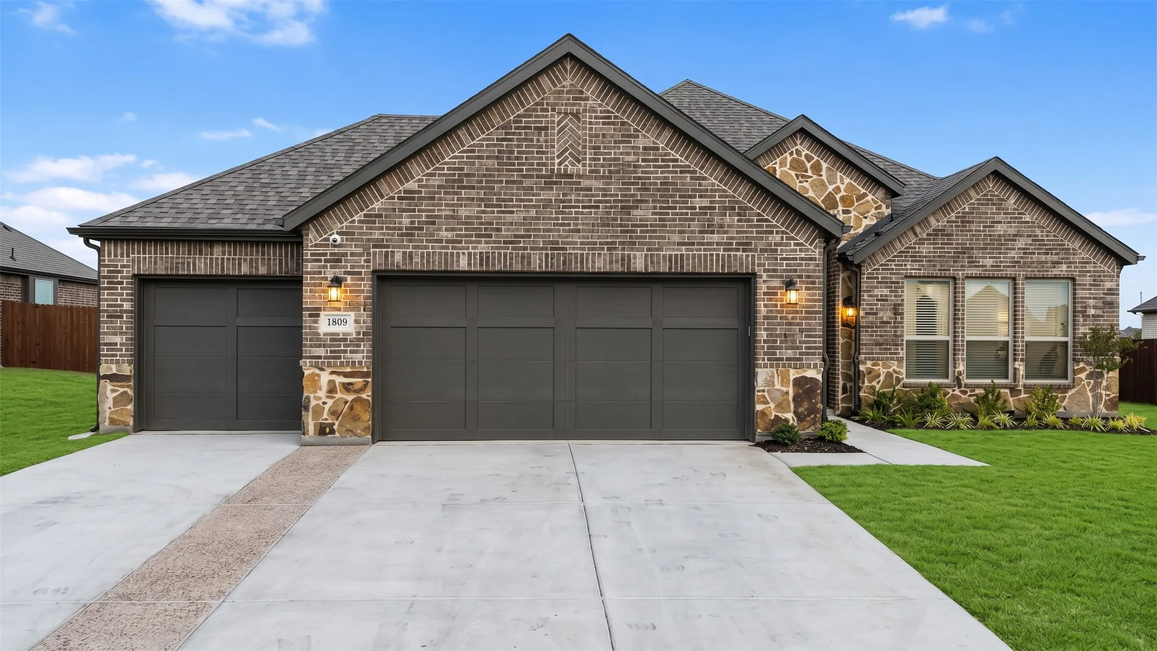 Single Family Residence For Sale in Ellis County , 1809 Hidden Creek Drive, Midlothian, Texas 76065, 4 Bedroom, 3 Bathroom, 3 Garage spaces, 2,498 Sqft, built in 2025, mls#21400046, Real Estate Agent in Midlothian, Homes For Sale in Ellis county, Homes For Sale in Midlothian, Realtor in Midlothian Texas, Real Estate Brokerage Independent Realty Texas, Luminita Cordes Realtor