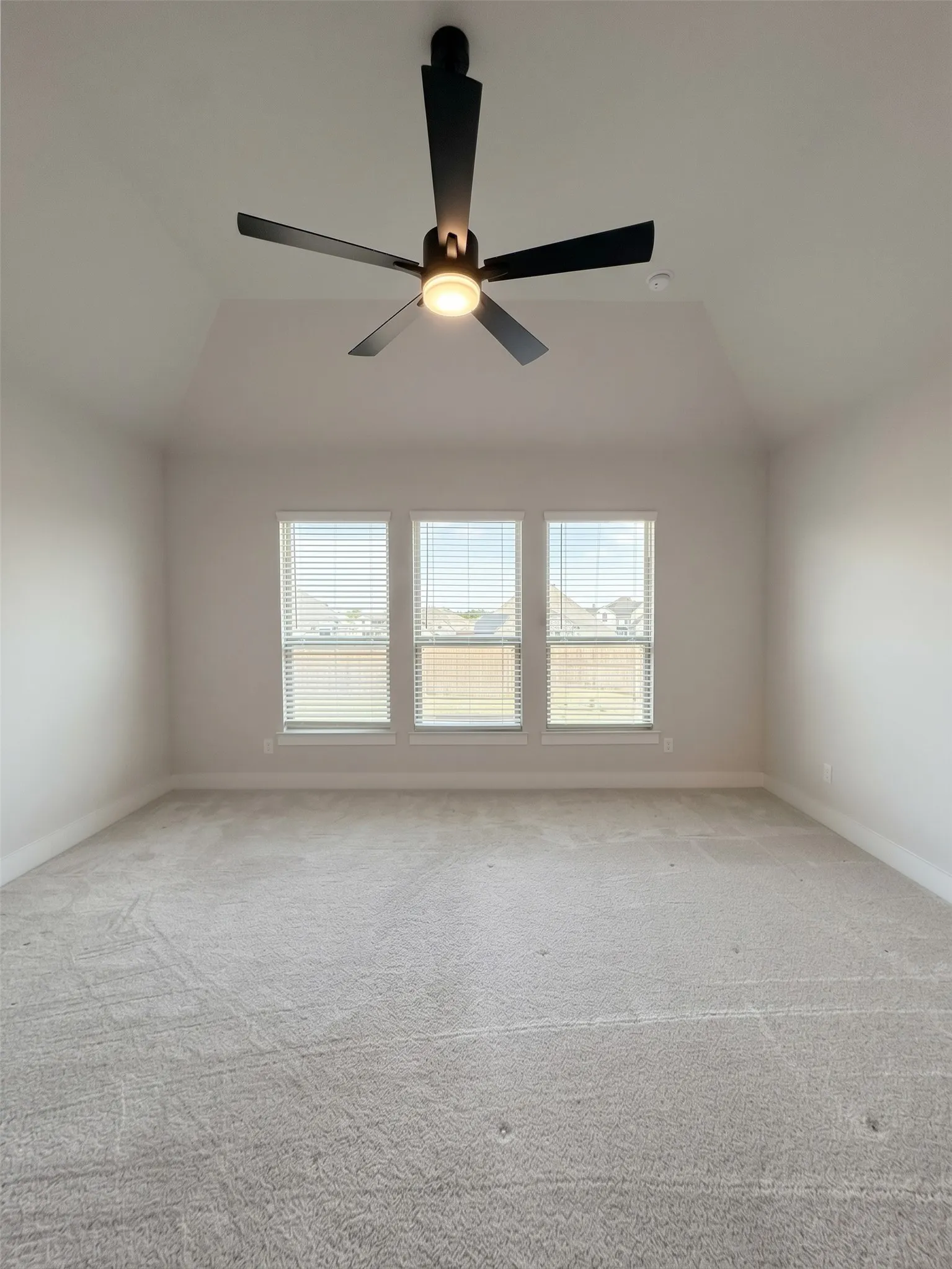 Single Family Residence For Sale in Ellis County , 1809 Hidden Creek Drive, Midlothian, Texas 76065, 4 Bedroom, 3 Bathroom, 3 Garage spaces, 2,498 Sqft, built in 2025, mls#21400046, Real Estate Agent in Midlothian, Homes For Sale in Ellis county, Homes For Sale in Midlothian, Realtor in Midlothian Texas, Real Estate Brokerage Independent Realty Texas, Luminita Cordes Realtor