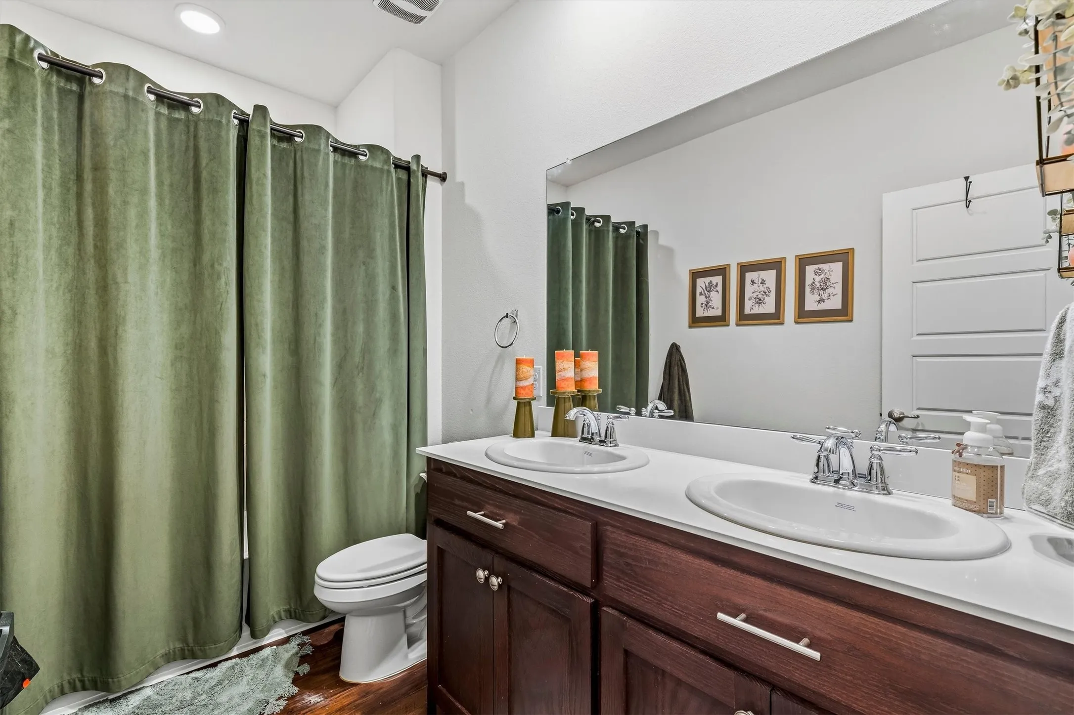 Single Family Residence For Sale in Denton County , 2181 Olivereta Drive, Little Elm, Texas 75068, 4 Bedroom, 3 Bathroom, 2 Garage spaces, 2,246 Sqft, built in 2019, mls#21400395, Real Estate Agent in Little Elm, Homes For Sale in Denton county, Homes For Sale in Little Elm, Realtor in Little Elm Texas, Real Estate Brokerage Independent Realty Texas, Luminita Cordes Realtor