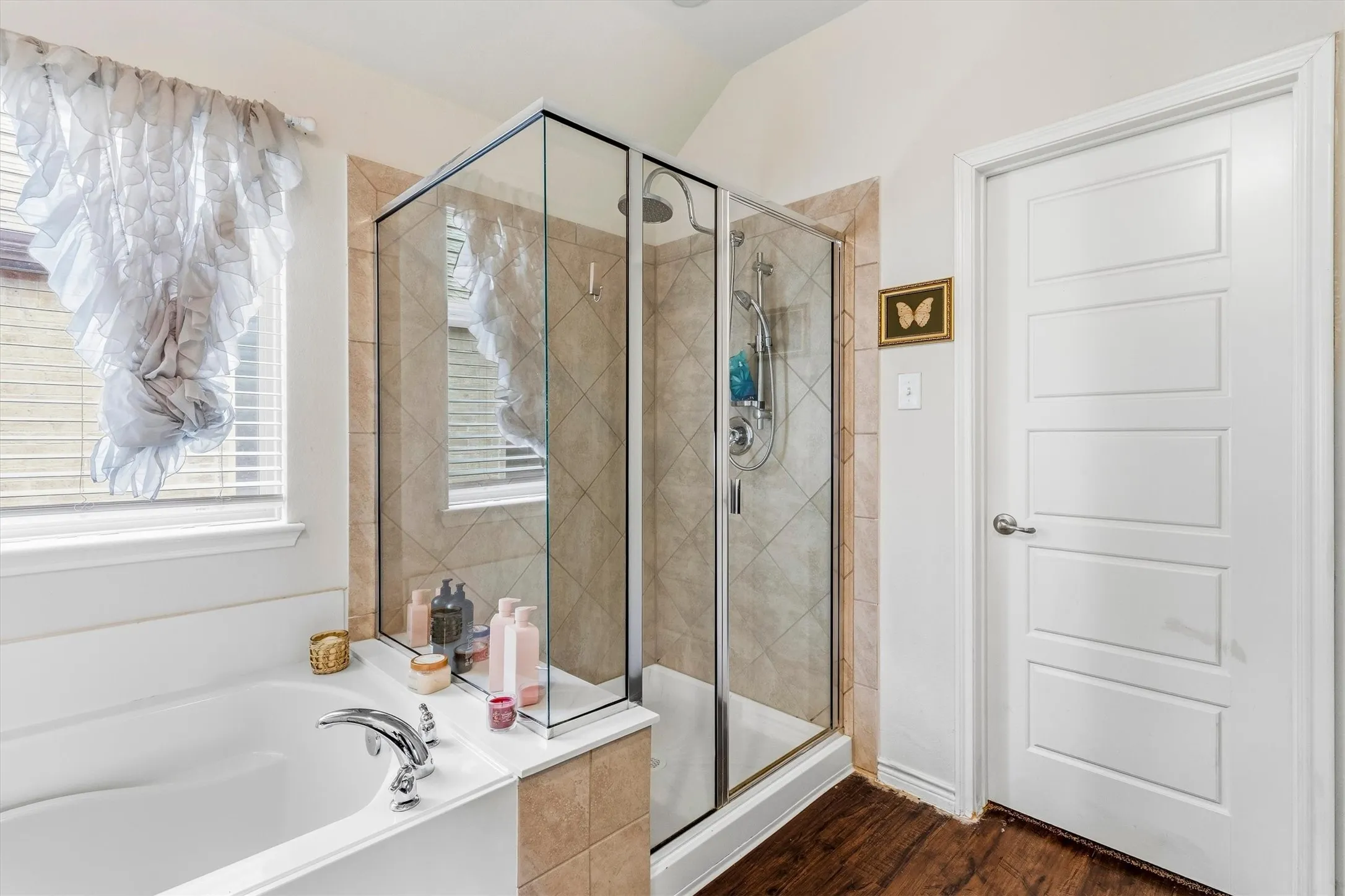 Single Family Residence For Sale in Denton County , 2181 Olivereta Drive, Little Elm, Texas 75068, 4 Bedroom, 3 Bathroom, 2 Garage spaces, 2,246 Sqft, built in 2019, mls#21400395, Real Estate Agent in Little Elm, Homes For Sale in Denton county, Homes For Sale in Little Elm, Realtor in Little Elm Texas, Real Estate Brokerage Independent Realty Texas, Luminita Cordes Realtor