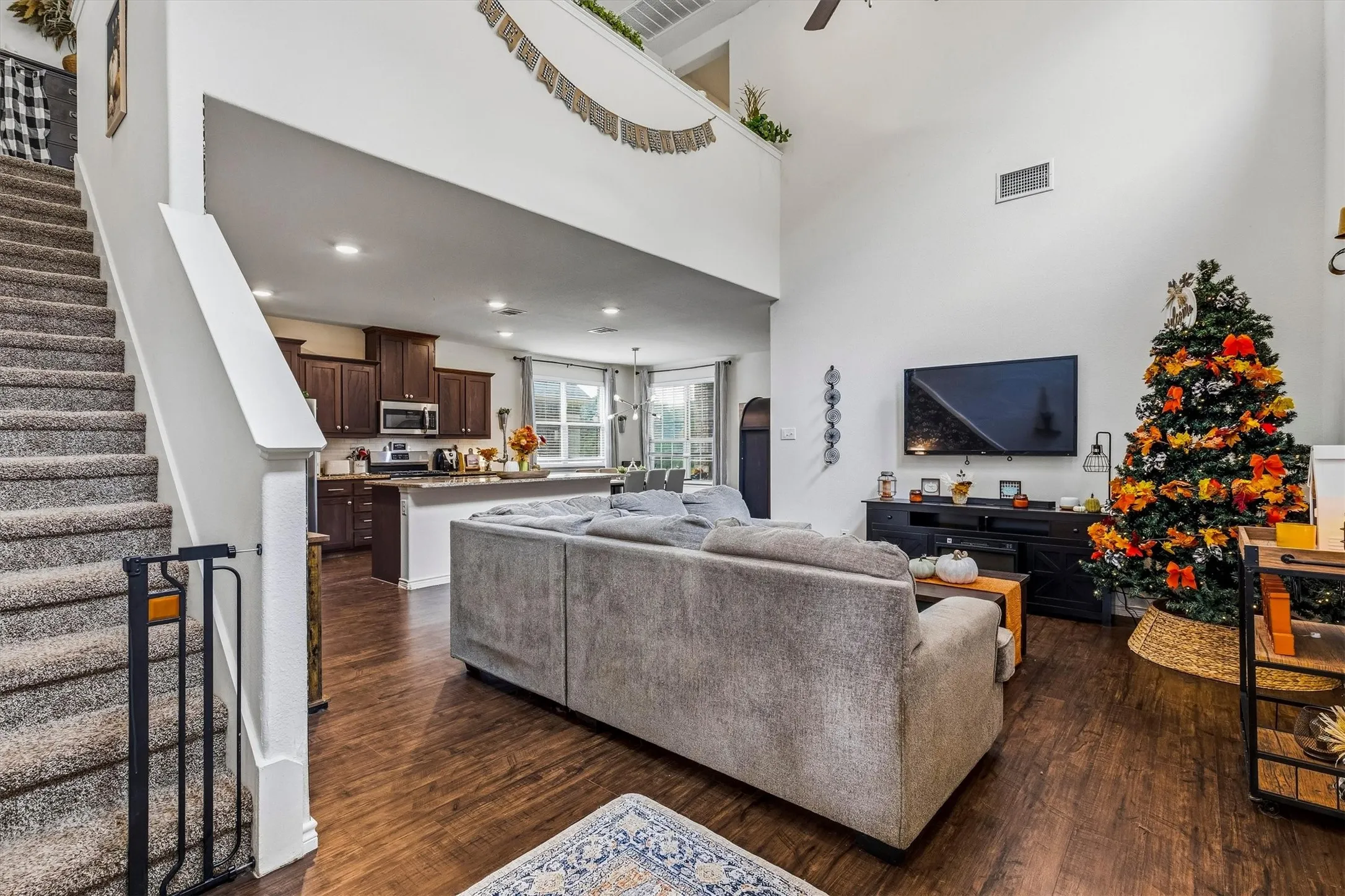 Single Family Residence For Sale in Denton County , 2181 Olivereta Drive, Little Elm, Texas 75068, 4 Bedroom, 3 Bathroom, 2 Garage spaces, 2,246 Sqft, built in 2019, mls#21400395, Real Estate Agent in Little Elm, Homes For Sale in Denton county, Homes For Sale in Little Elm, Realtor in Little Elm Texas, Real Estate Brokerage Independent Realty Texas, Luminita Cordes Realtor
