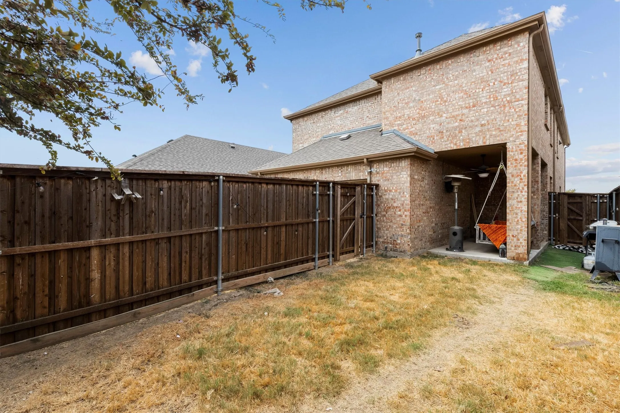 Single Family Residence For Sale in Denton County , 2181 Olivereta Drive, Little Elm, Texas 75068, 4 Bedroom, 3 Bathroom, 2 Garage spaces, 2,246 Sqft, built in 2019, mls#21400395, Real Estate Agent in Little Elm, Homes For Sale in Denton county, Homes For Sale in Little Elm, Realtor in Little Elm Texas, Real Estate Brokerage Independent Realty Texas, Luminita Cordes Realtor