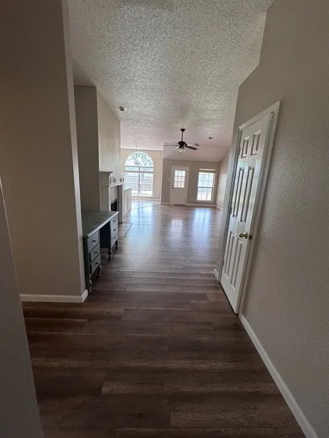 Single Family Residence For Rent in Tarrant County , 8800 Creede Trail, Fort Worth, Texas 76118, 3 Bedroom, 2 Bathroom, 2 Garage spaces, 1,542 Sqft, built in 1998, mls#21400309, Real Estate Agent in Fort Worth, Homes For Rent in Tarrant county, Homes For Rent in Fort Worth, Realtor in Fort Worth Texas, Real Estate Brokerage Independent Realty Texas, Luminita Cordes Realtor
