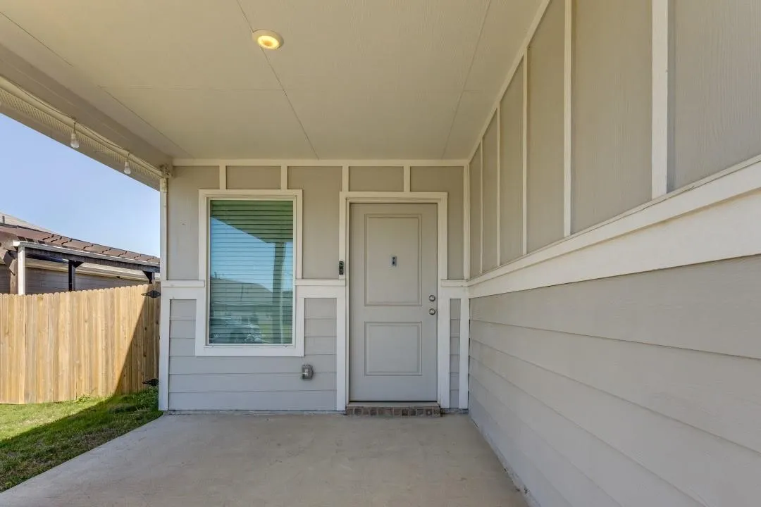 Single Family Residence For Rent in Tarrant County , 2808 Slatewood Drive, Fort Worth, Texas 76179, 3 Bedroom, 2 Bathroom, 2 Garage spaces, 1,276 Sqft, built in 2023, mls#21400485, Real Estate Agent in Fort Worth, Homes For Rent in Tarrant county, Homes For Rent in Fort Worth, Realtor in Fort Worth Texas, Real Estate Brokerage Independent Realty Texas, Luminita Cordes Realtor