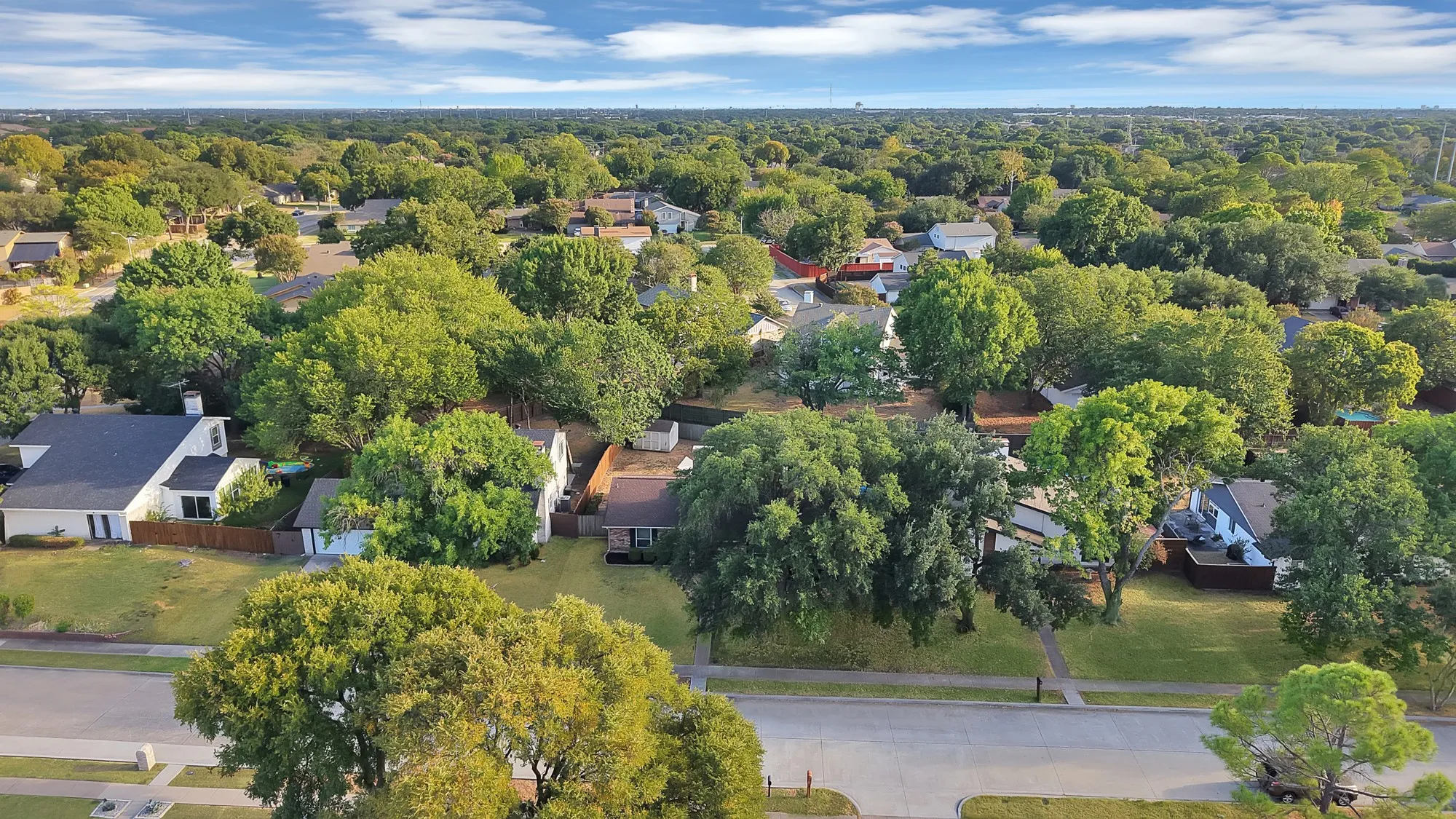 Single Family Residence For Sale in Dallas County , 5 Merrie Circle, Richardson, Texas 75081, 3 Bedroom, 2 Bathroom, 2 Garage spaces, 1,659 Sqft, built in 1972, mls#21400435, Real Estate Agent in Richardson, Homes For Sale in Dallas county, Homes For Sale in Richardson, Realtor in Richardson Texas, Real Estate Brokerage Independent Realty Texas, Luminita Cordes Realtor