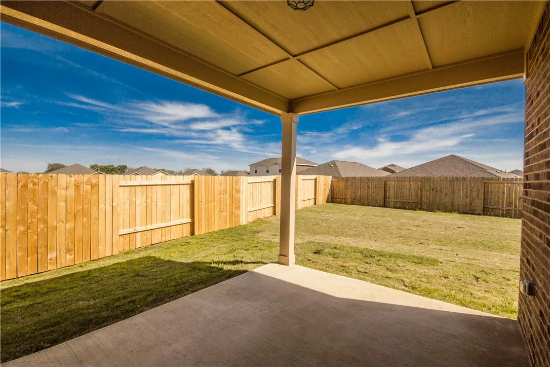 Single Family Residence For Rent in Collin County , 1605 Park Trails, Princeton, Texas 75407, 3 Bedroom, 2 Bathroom, 2 Garage spaces, 1,608 Sqft, built in 2018, mls#21387758, Real Estate Agent in Princeton, Homes For Rent in Collin county, Homes For Rent in Princeton, Realtor in Princeton Texas, Real Estate Brokerage Independent Realty Texas, Luminita Cordes Realtor
