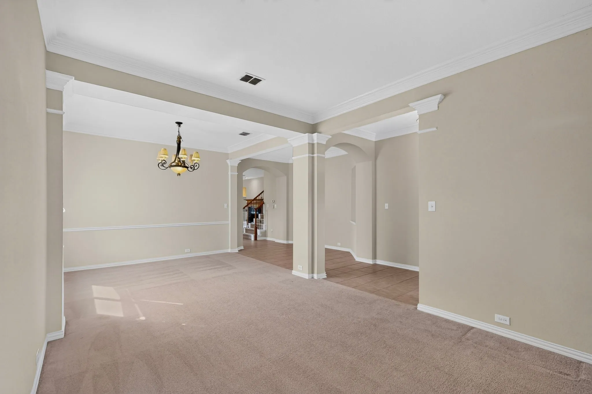 formal living/dining room
