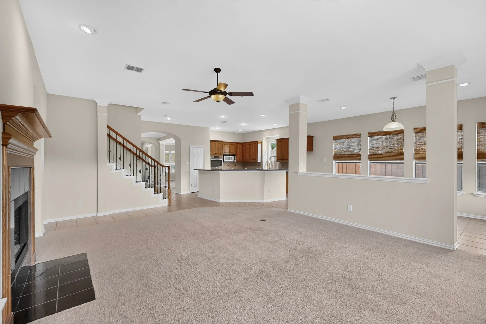 Single Family Residence For Sale in Collin County , 905 Mallard Trail, Murphy, Texas 75094, 4 Bedroom, 4 Bathroom, 3 Garage spaces, 3,693 Sqft, built in 2005, mls#21380044, Real Estate Agent in Murphy, Homes For Sale in Collin county, Homes For Sale in Murphy, Realtor in Murphy Texas, Real Estate Brokerage Independent Realty Texas, Luminita Cordes Realtor