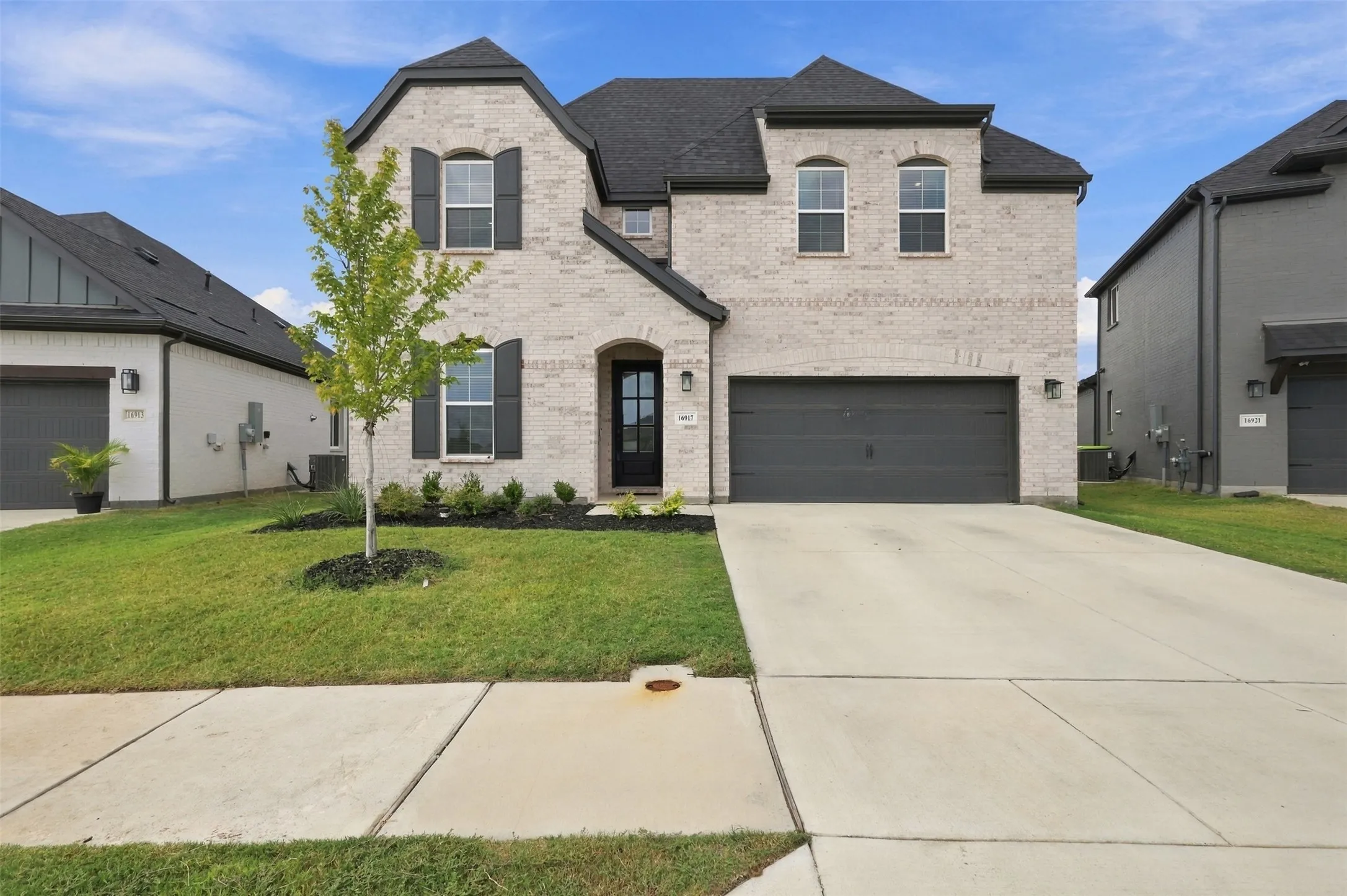 Single Family Residence For Sale in Denton County , 16917 Leatherflower Boulevard, Justin, Texas 76247, 5 Bedroom, 4 Bathroom, 2 Garage spaces, 2,919 Sqft, built in 2025, mls#21383788, Real Estate Agent in Justin, Homes For Sale in Denton county, Homes For Sale in Justin, Realtor in Justin Texas, Real Estate Brokerage Independent Realty Texas, Luminita Cordes Realtor