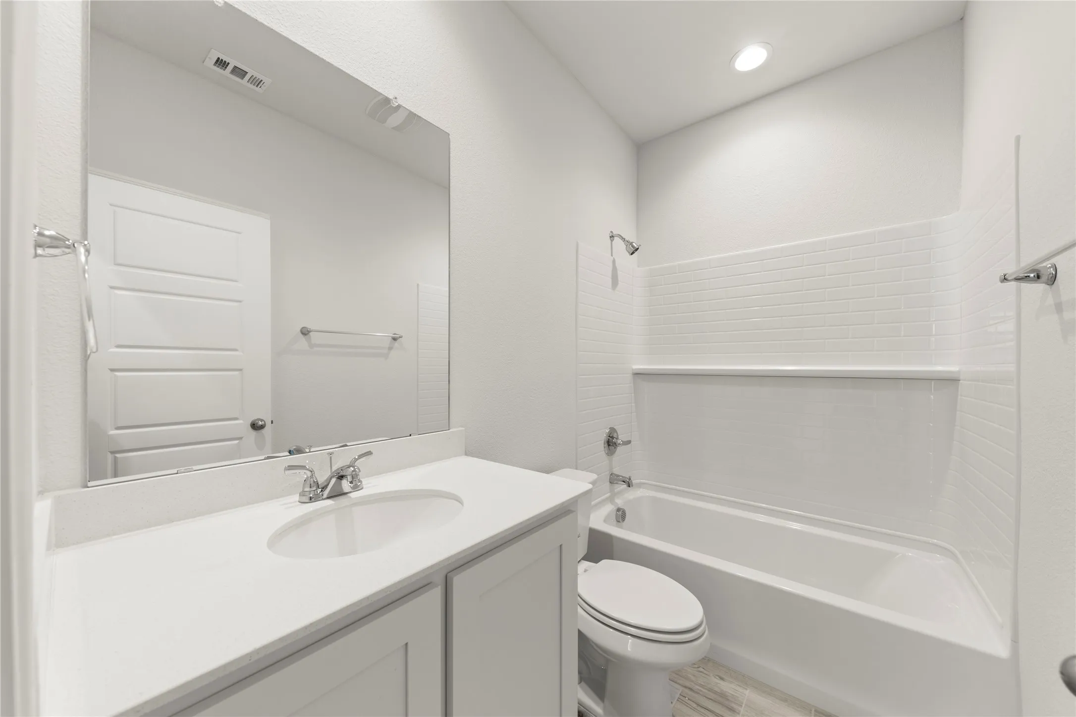 Single Family Residence For Rent in Collin County , 3105 Sedge Grass Drive, Melissa, Texas 75454, 3 Bedroom, 2 Bathroom, 2 Garage spaces, 1,498 Sqft, built in 2024, mls#21400499, Real Estate Agent in Melissa, Homes For Rent in Collin county, Homes For Rent in Melissa, Realtor in Melissa Texas, Real Estate Brokerage Independent Realty Texas, Luminita Cordes Realtor
