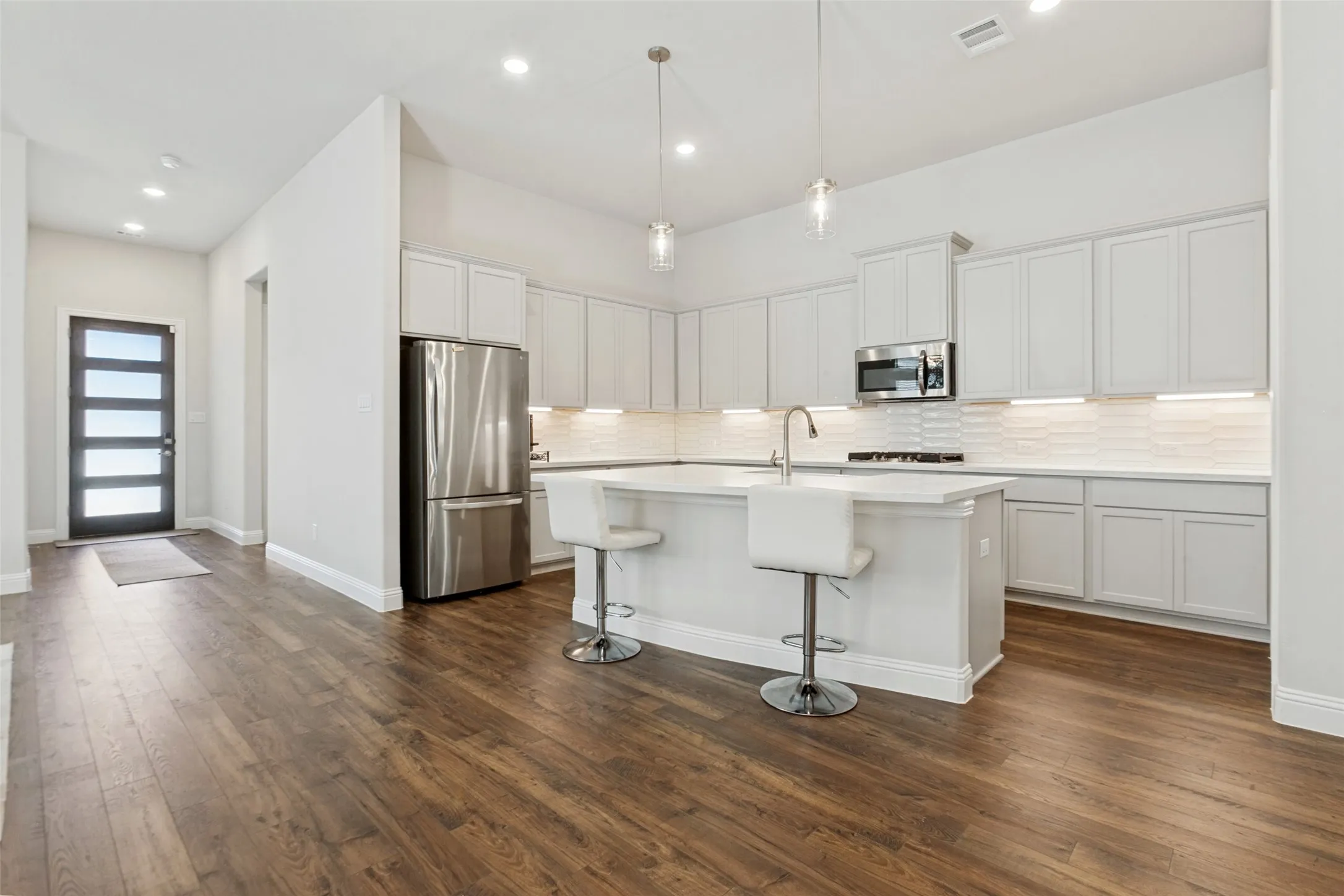 Single Family Residence For Sale in Dallas County , 2064 Belvedere Street, Garland, Texas 75041, 3 Bedroom, 2 Bathroom, 2 Garage spaces, 1,742 Sqft, built in 2025, mls#21399312, Real Estate Agent in Garland, Homes For Sale in Dallas county, Homes For Sale in Garland, Realtor in Garland Texas, Real Estate Brokerage Independent Realty Texas, Luminita Cordes Realtor