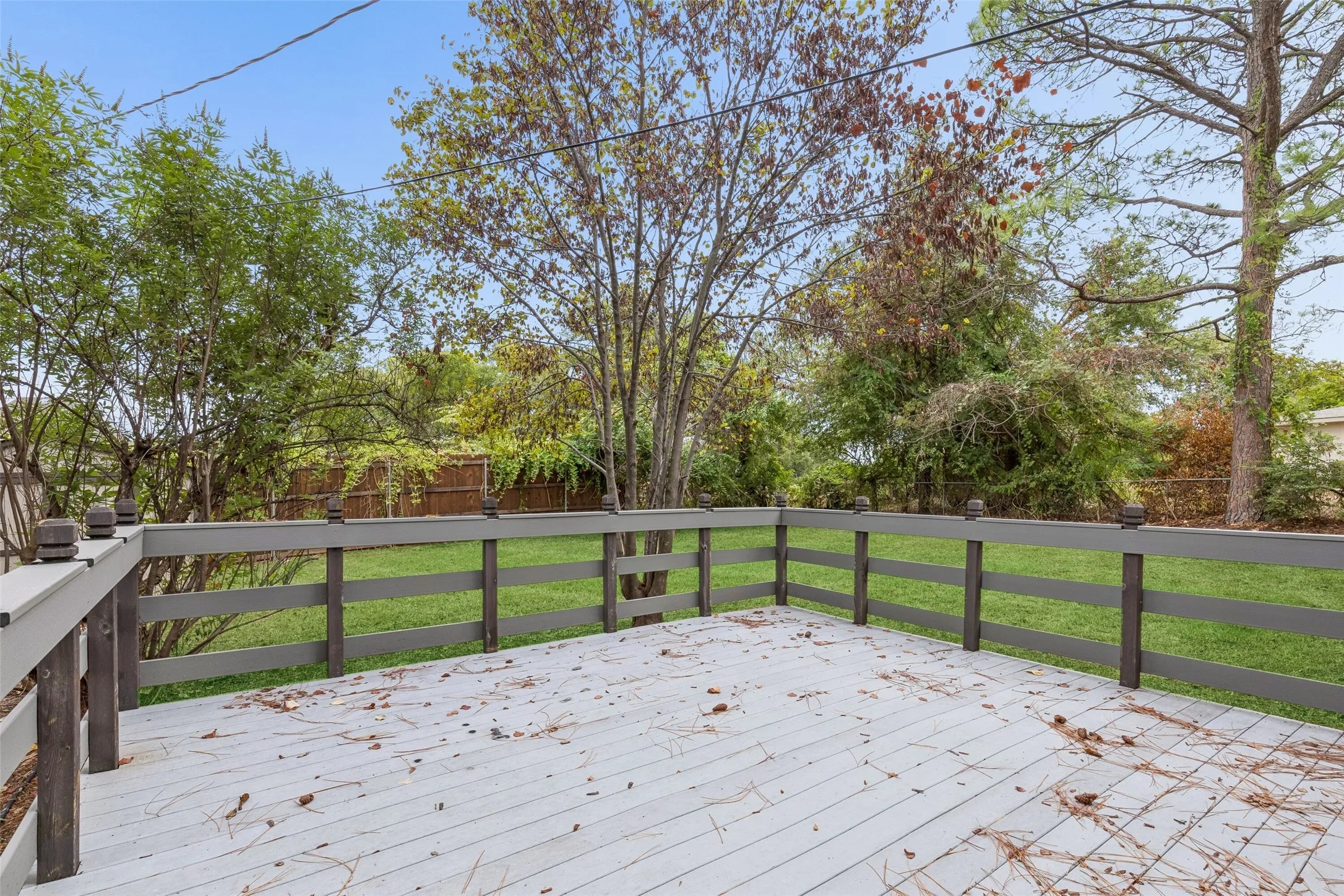 Single Family Residence For Sale in Tarrant County , 3159 Southlake Park Road, Southlake, Texas 76092, 3 Bedroom, 2 Bathroom, Garage spaces, 1,353 Sqft, built in 1962, mls#21400473, Real Estate Agent in Southlake, Homes For Sale in Tarrant county, Homes For Sale in Southlake, Realtor in Southlake Texas, Real Estate Brokerage Independent Realty Texas, Luminita Cordes Realtor