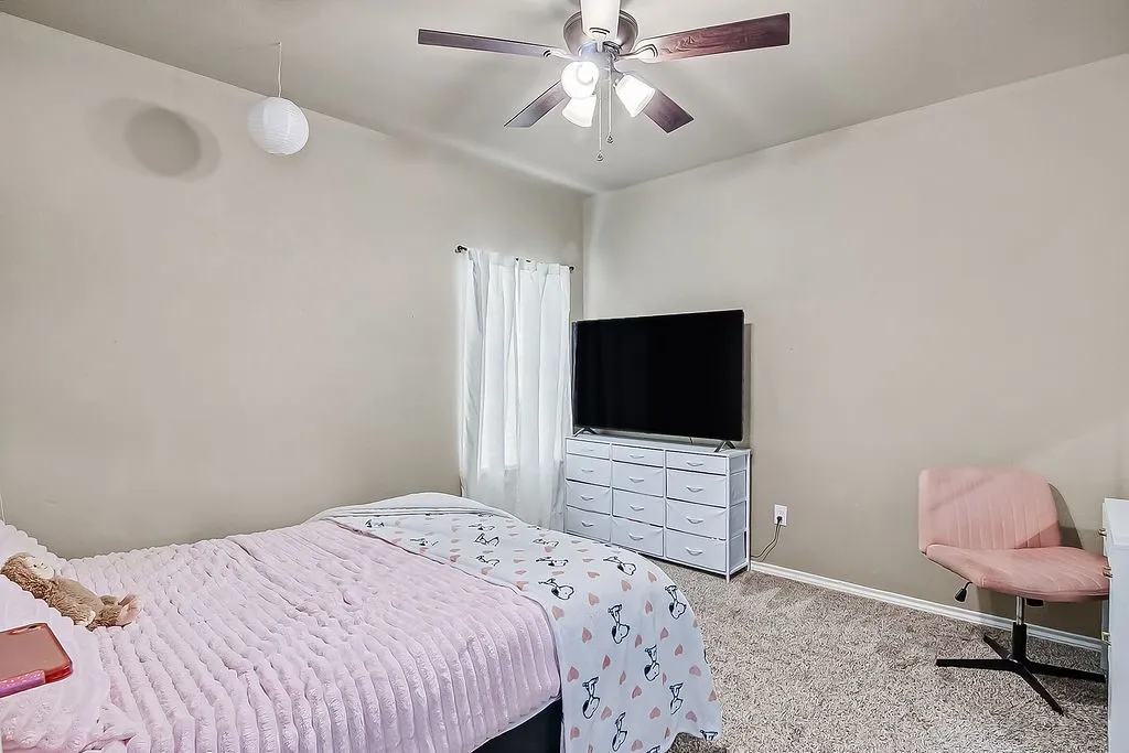 Single Family Residence For Sale in Tarrant County , 105 Water Lane, Crowley, Texas 76036, 3 Bedroom, 2 Bathroom, 1 Garage spaces, 1,940 Sqft, built in 2008, mls#21399866, Real Estate Agent in Crowley, Homes For Sale in Tarrant county, Homes For Sale in Crowley, Realtor in Crowley Texas, Real Estate Brokerage Independent Realty Texas, Luminita Cordes Realtor