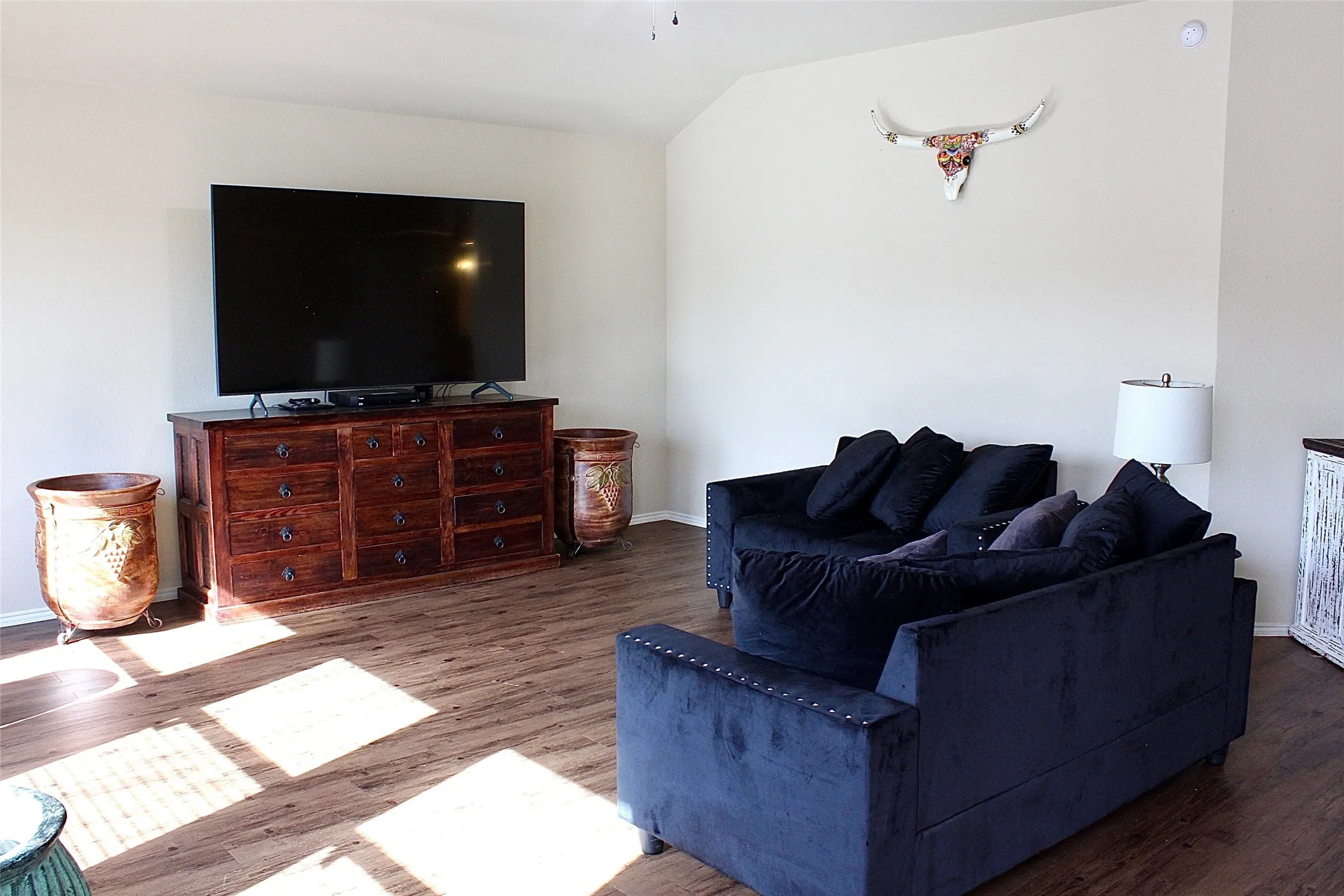 Single Family Residence For Sale in Dallas County , 1699 Eagle River Trail, Lancaster, Texas 75146, 3 Bedroom, 2 Bathroom, 2 Garage spaces, 1,864 Sqft, built in 2017, mls#21400507, Real Estate Agent in Lancaster, Homes For Sale in Dallas county, Homes For Sale in Lancaster, Realtor in Lancaster Texas, Real Estate Brokerage Independent Realty Texas, Luminita Cordes Realtor