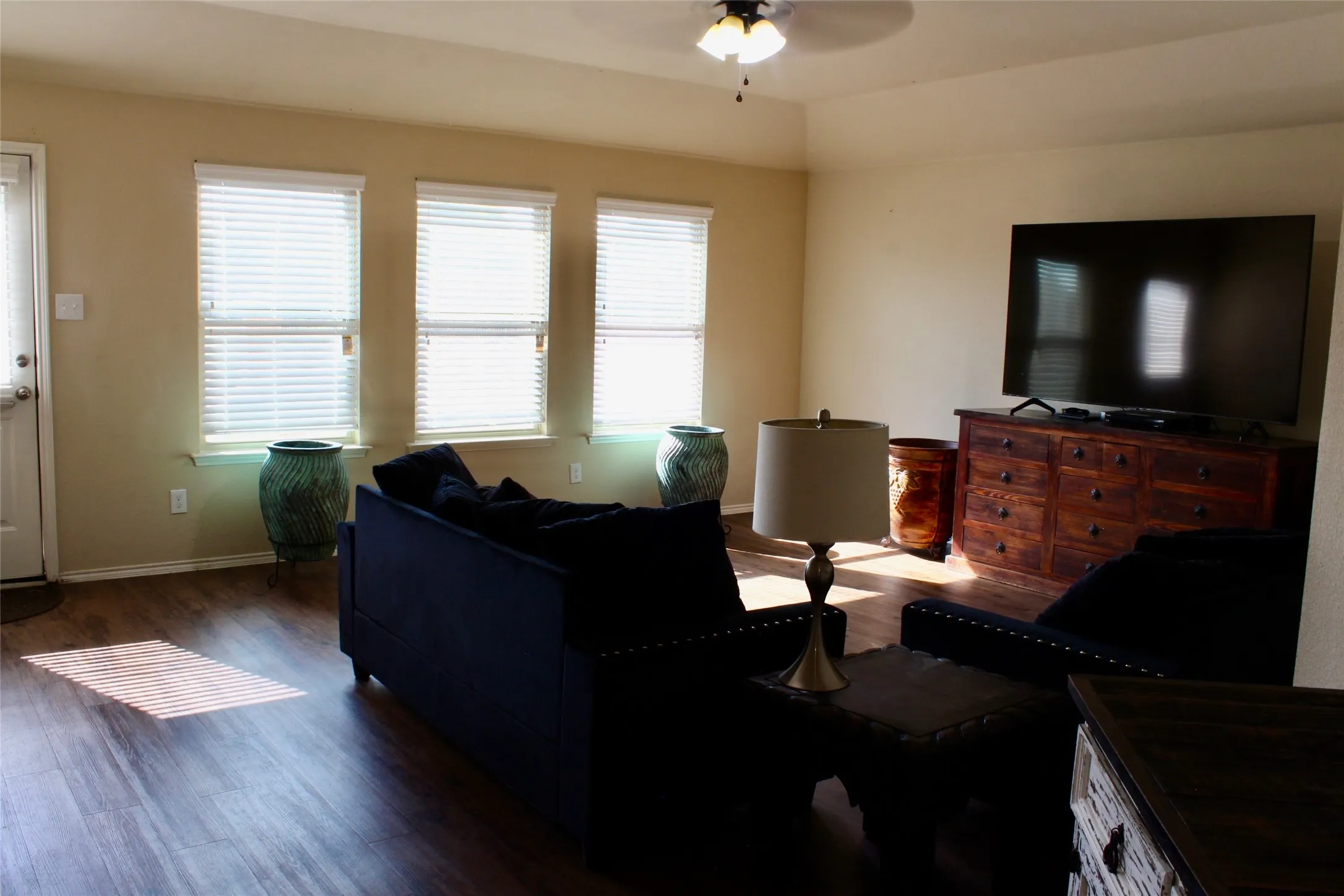 Single Family Residence For Sale in Dallas County , 1699 Eagle River Trail, Lancaster, Texas 75146, 3 Bedroom, 2 Bathroom, 2 Garage spaces, 1,864 Sqft, built in 2017, mls#21400507, Real Estate Agent in Lancaster, Homes For Sale in Dallas county, Homes For Sale in Lancaster, Realtor in Lancaster Texas, Real Estate Brokerage Independent Realty Texas, Luminita Cordes Realtor