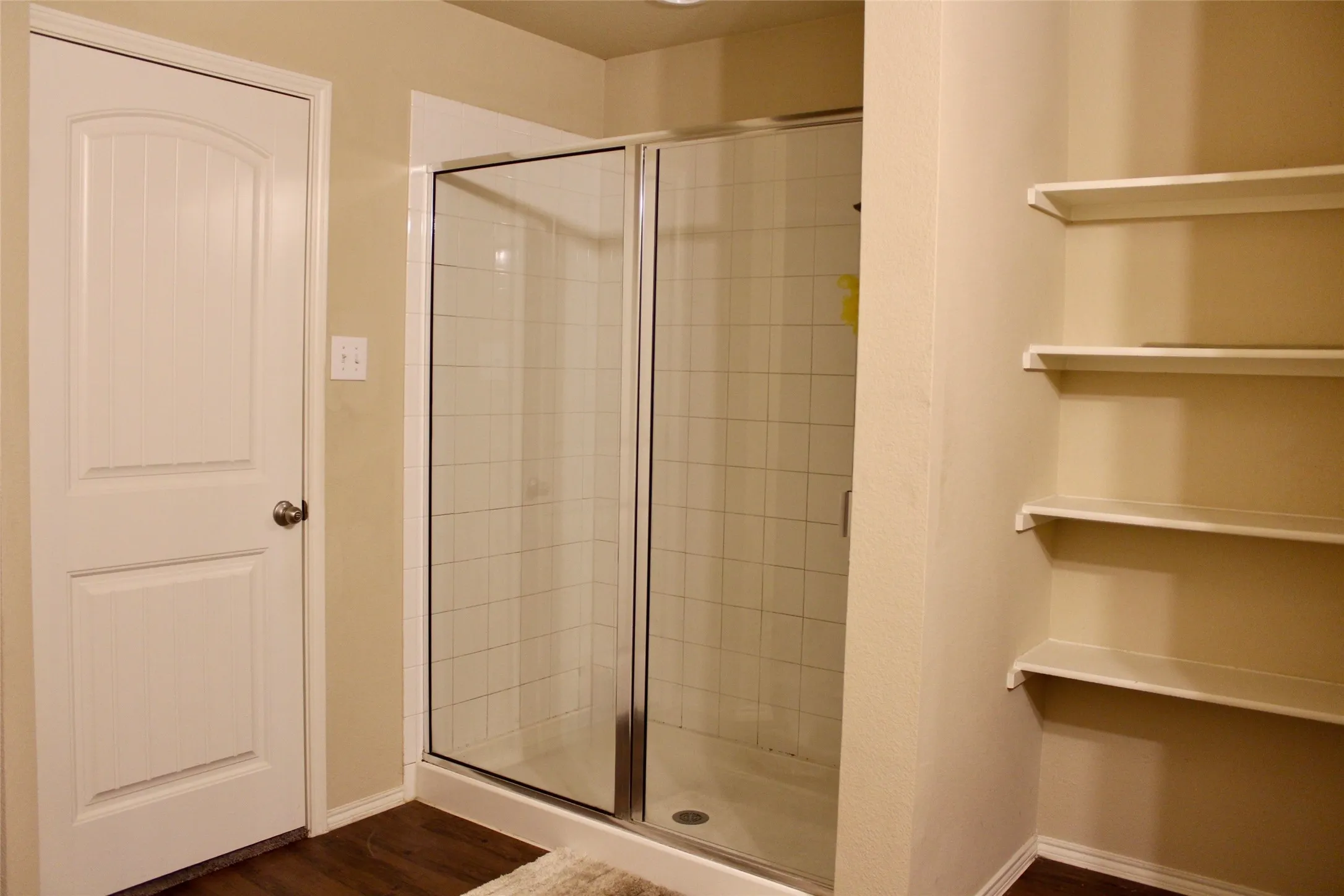 Single Family Residence For Sale in Dallas County , 1699 Eagle River Trail, Lancaster, Texas 75146, 3 Bedroom, 2 Bathroom, 2 Garage spaces, 1,864 Sqft, built in 2017, mls#21400507, Real Estate Agent in Lancaster, Homes For Sale in Dallas county, Homes For Sale in Lancaster, Realtor in Lancaster Texas, Real Estate Brokerage Independent Realty Texas, Luminita Cordes Realtor