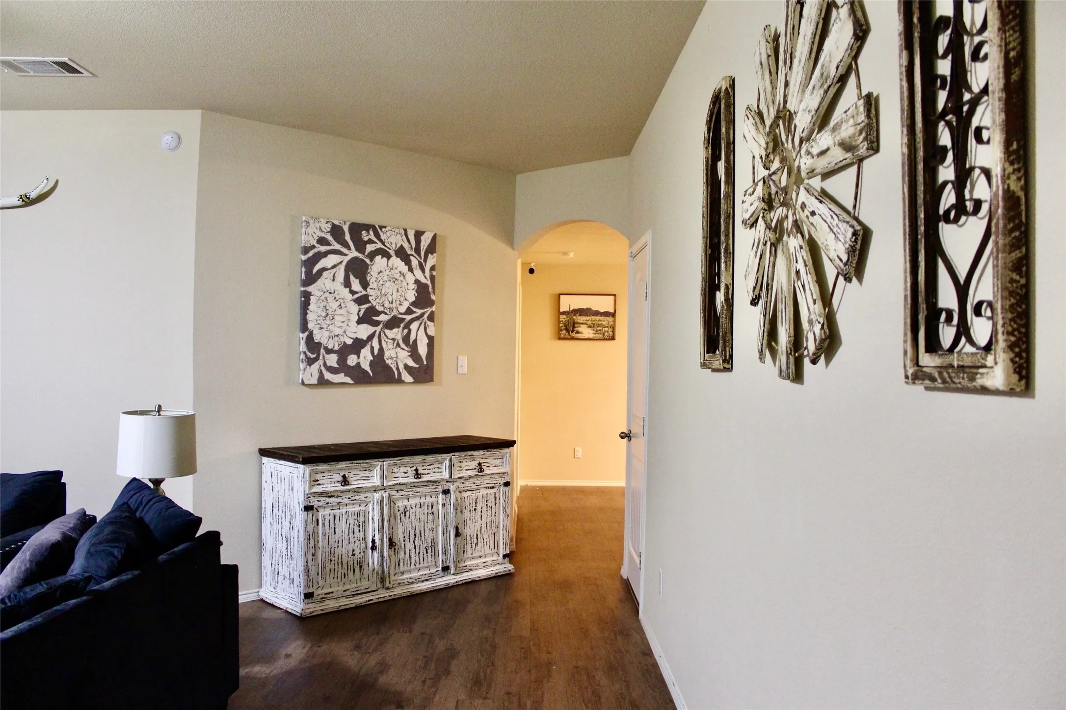Single Family Residence For Sale in Dallas County , 1699 Eagle River Trail, Lancaster, Texas 75146, 3 Bedroom, 2 Bathroom, 2 Garage spaces, 1,864 Sqft, built in 2017, mls#21400507, Real Estate Agent in Lancaster, Homes For Sale in Dallas county, Homes For Sale in Lancaster, Realtor in Lancaster Texas, Real Estate Brokerage Independent Realty Texas, Luminita Cordes Realtor