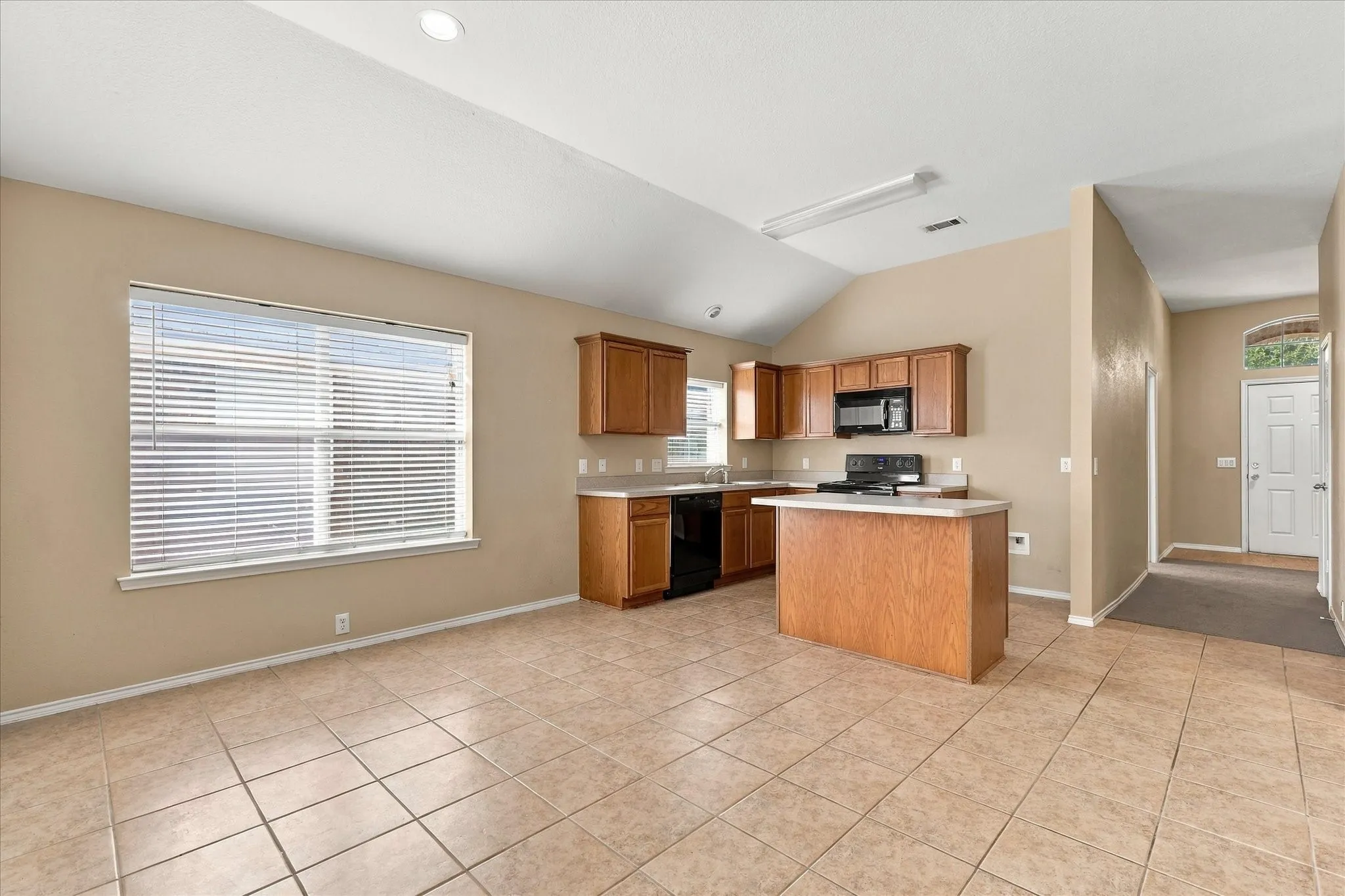 Single Family Residence For Sale in Denton County , 8716 Wagon Trail, Cross Roads, Texas 76227, 4 Bedroom, 2 Bathroom, 2 Garage spaces, 1,896 Sqft, built in 2005, mls#21398173, Real Estate Agent in Cross Roads, Homes For Sale in Denton county, Homes For Sale in Cross Roads, Realtor in Cross Roads Texas, Real Estate Brokerage Independent Realty Texas, Luminita Cordes Realtor
